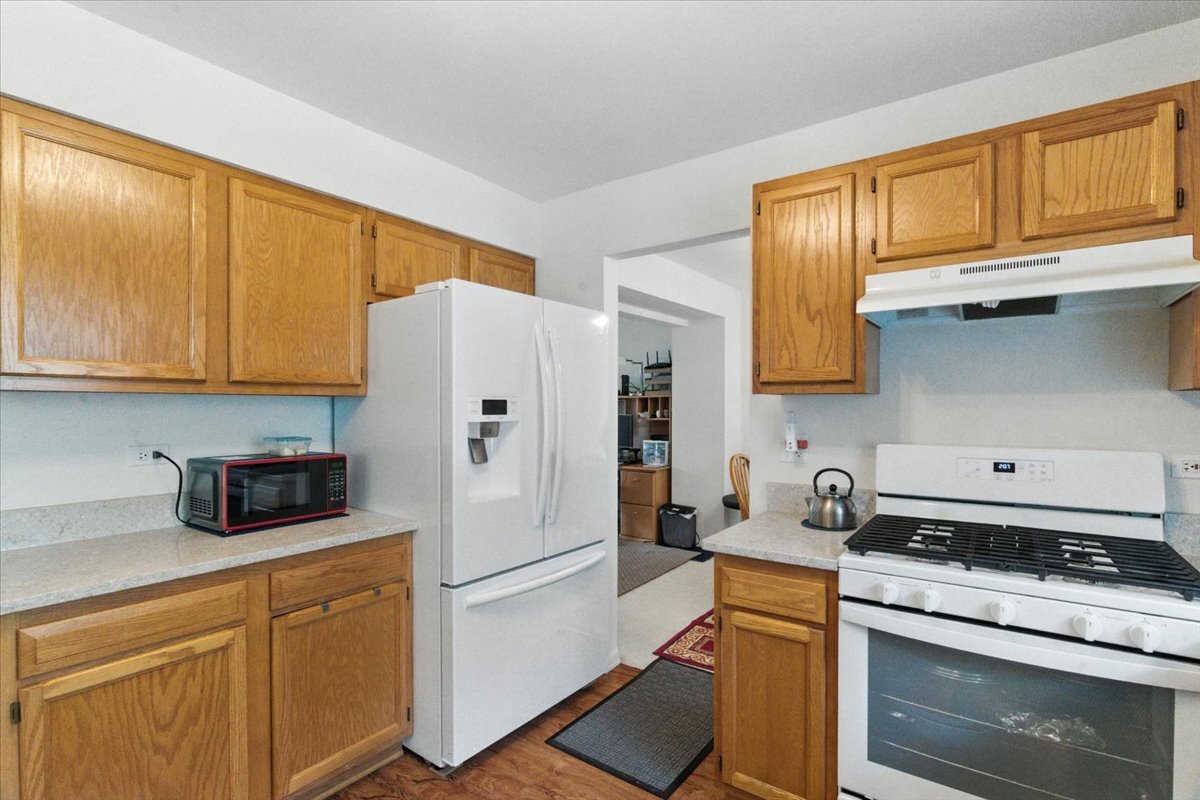 880 Savanna Springs Drive, Lake Villa, IL 60046