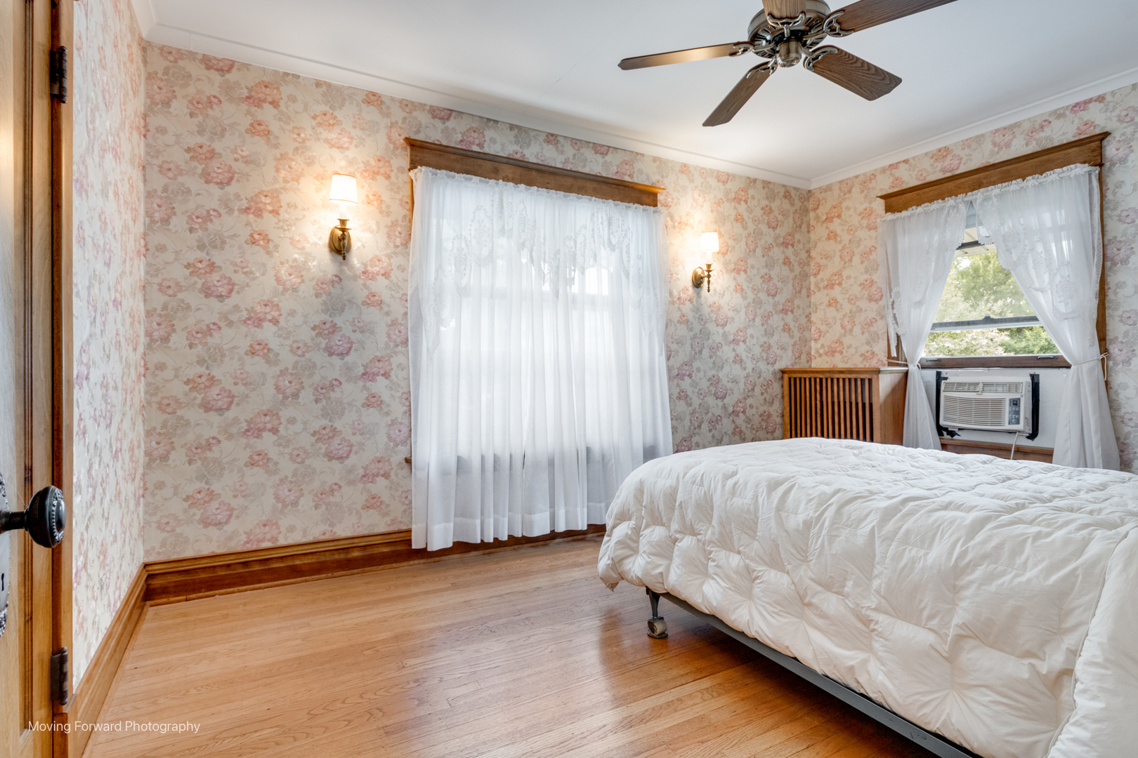 3145 Wisconsin Avenue, Berwyn, IL 60402