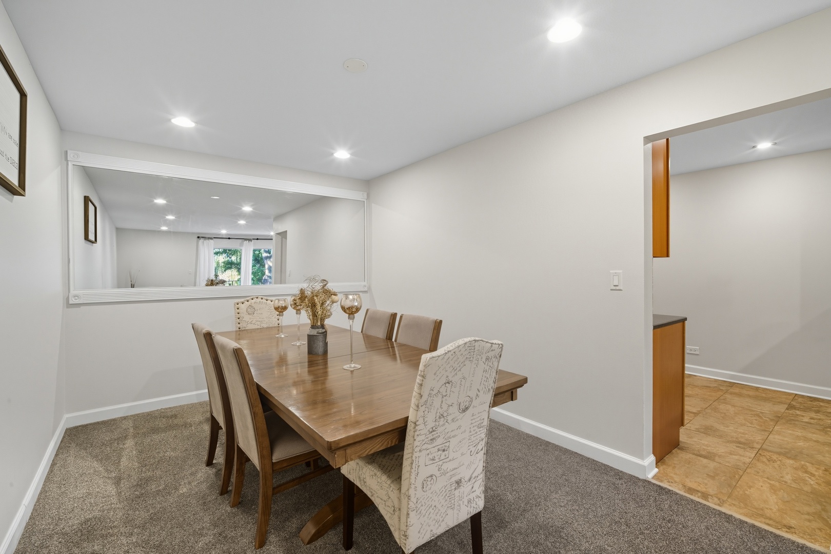 2315 S Goebbert Road #209, Arlington Heights, IL 60005