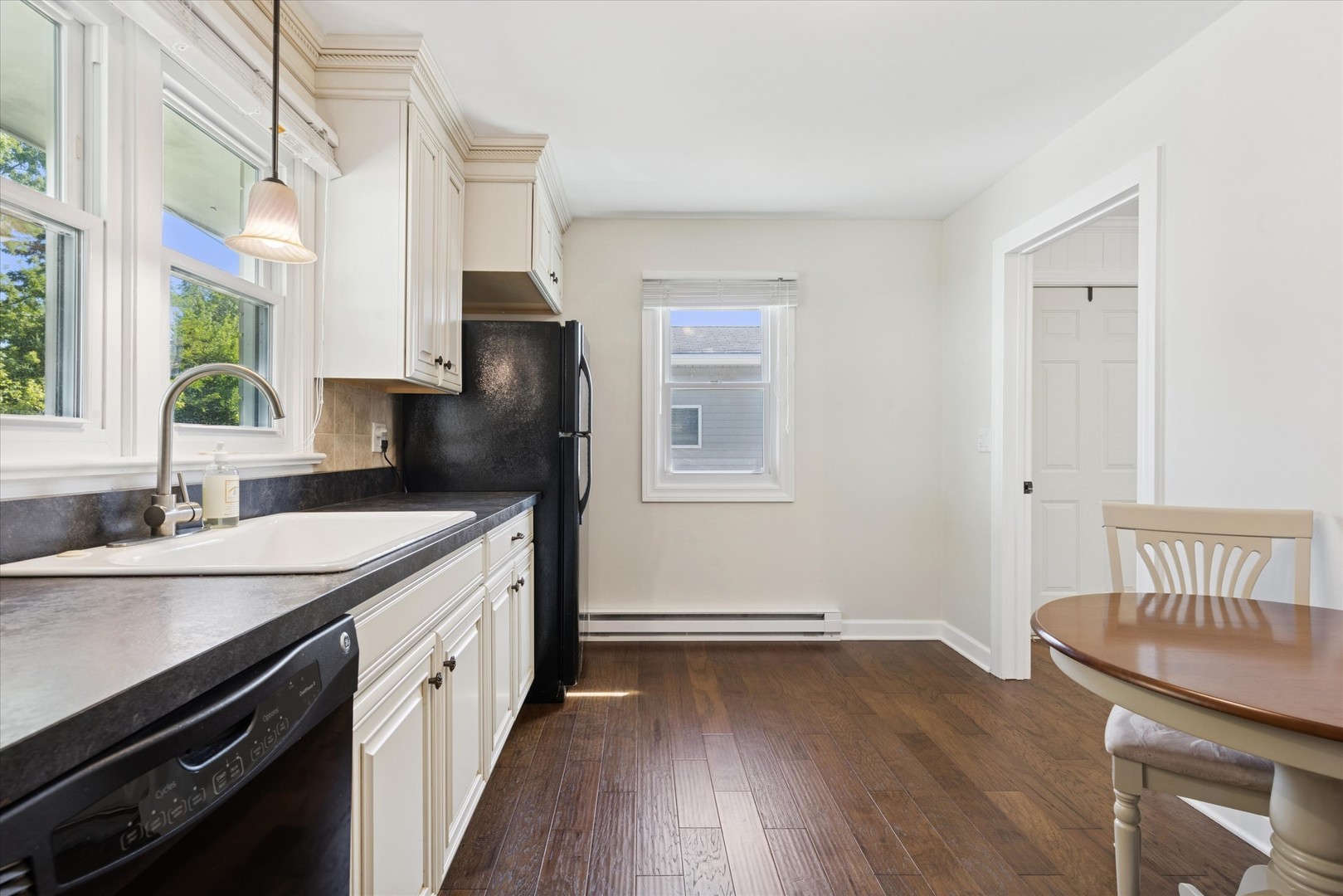 204 N Chicago Avenue #2, Elwood, IL 60421