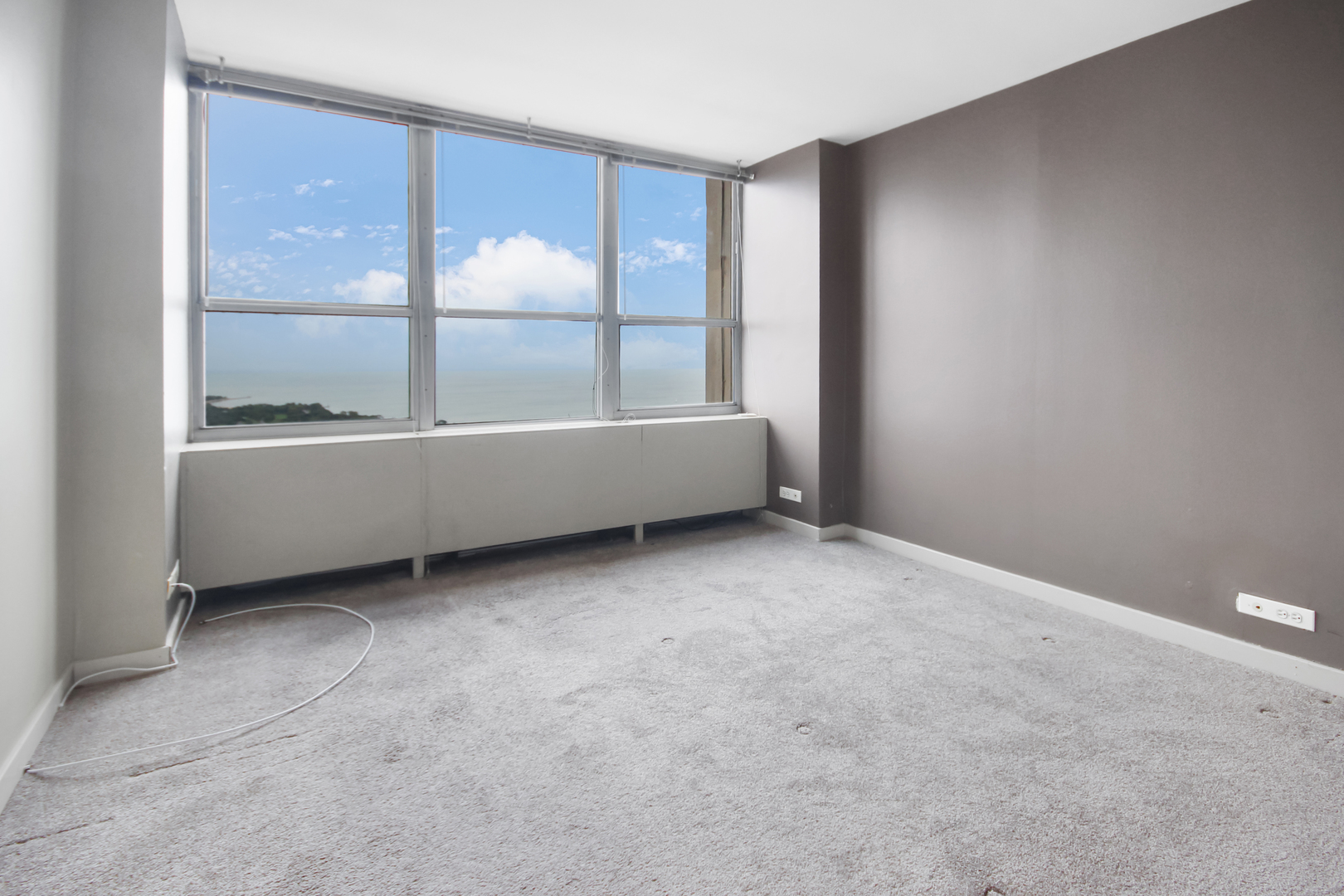 655 W Irving Park Road #5310, Chicago, IL 60613