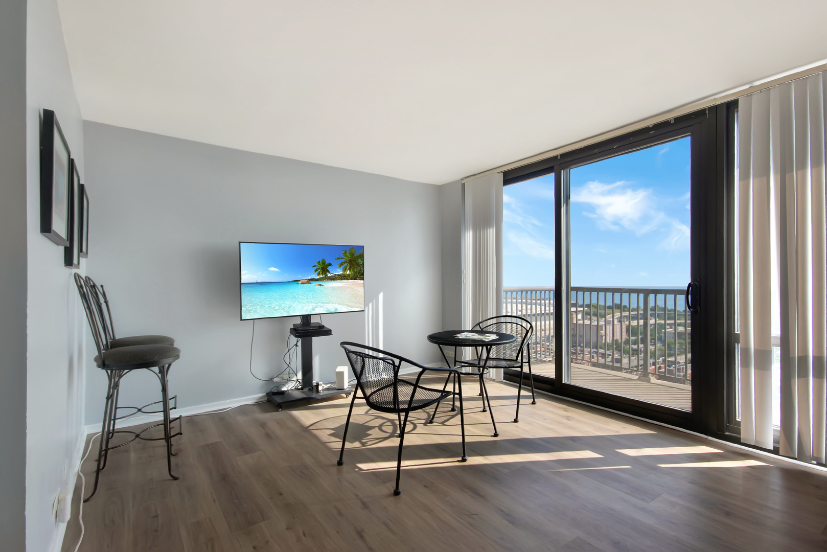 2605 S Indiana Avenue #2406, Chicago, IL 60616