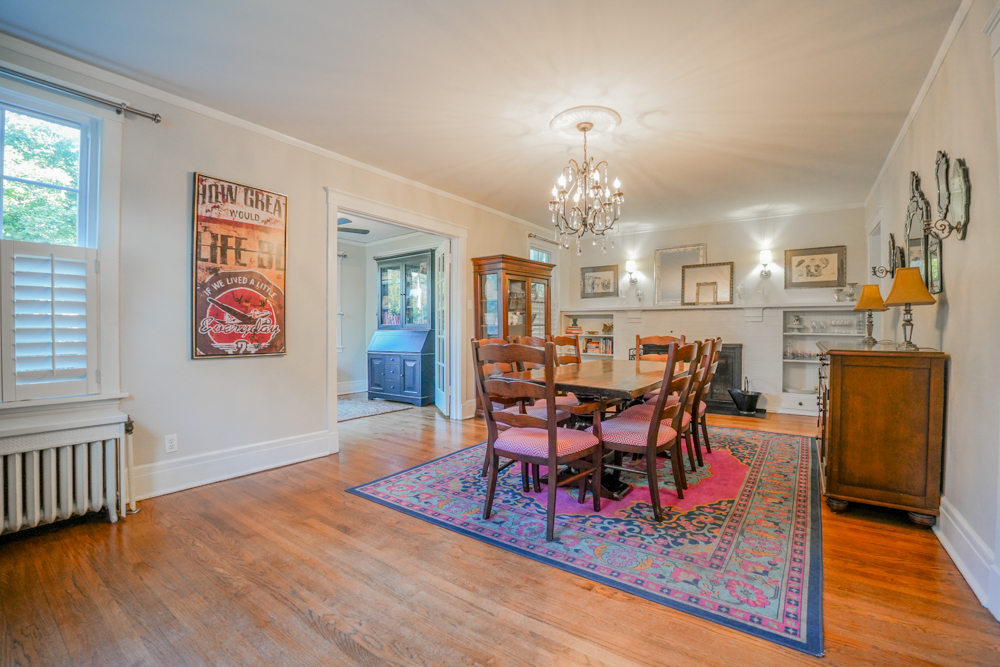 48 N Park Road, La Grange, IL 60525