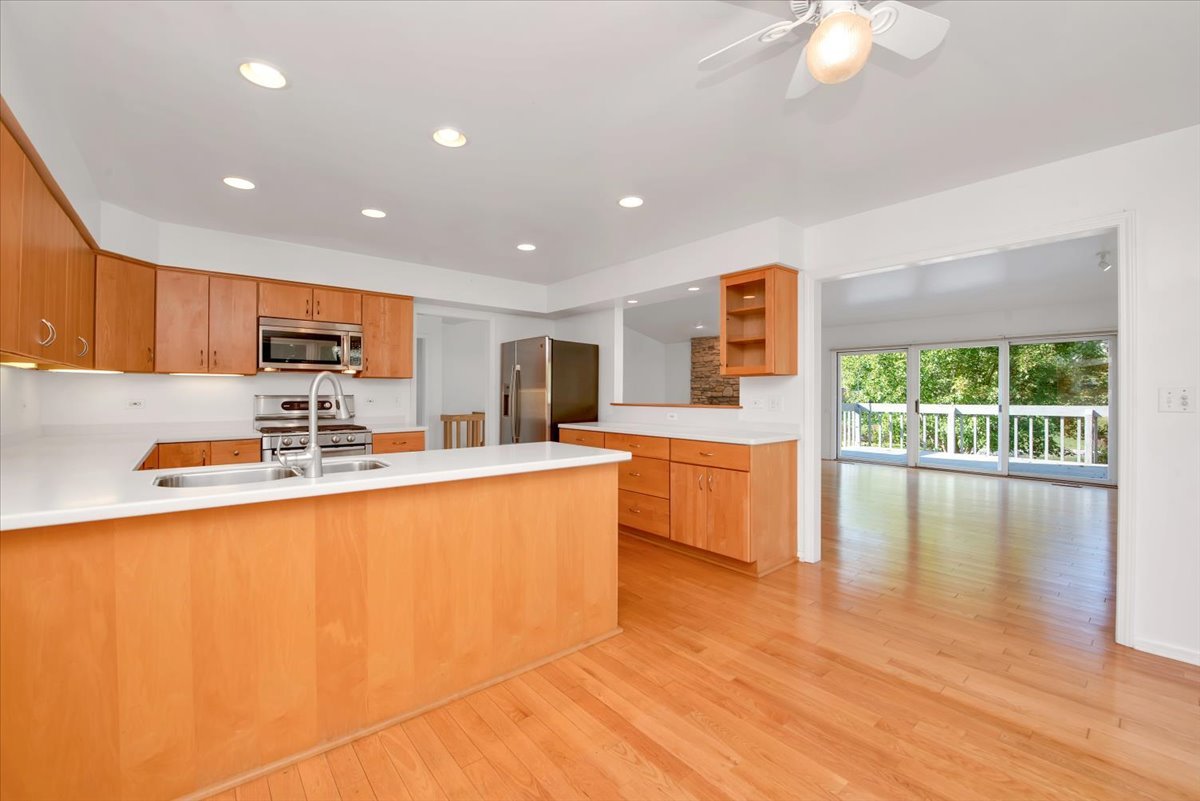 105 Craigie Lane, Inverness, IL 60067