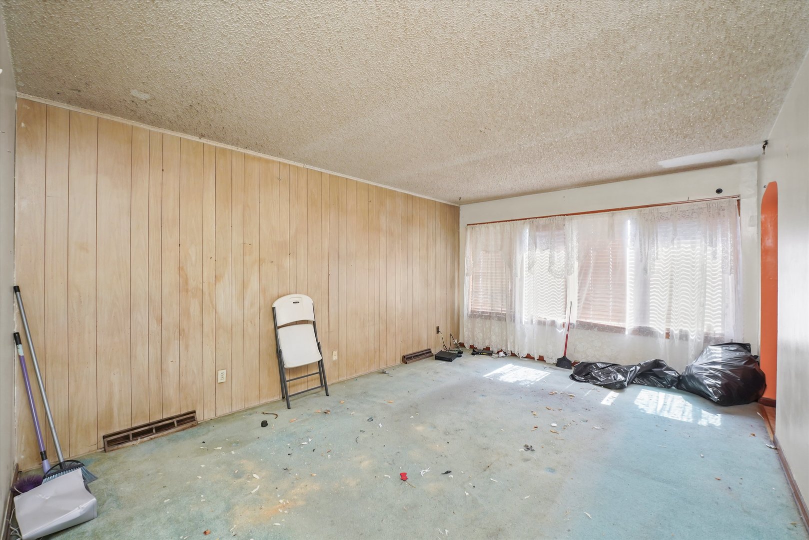 3542 W 77th Street, Chicago, IL 60652