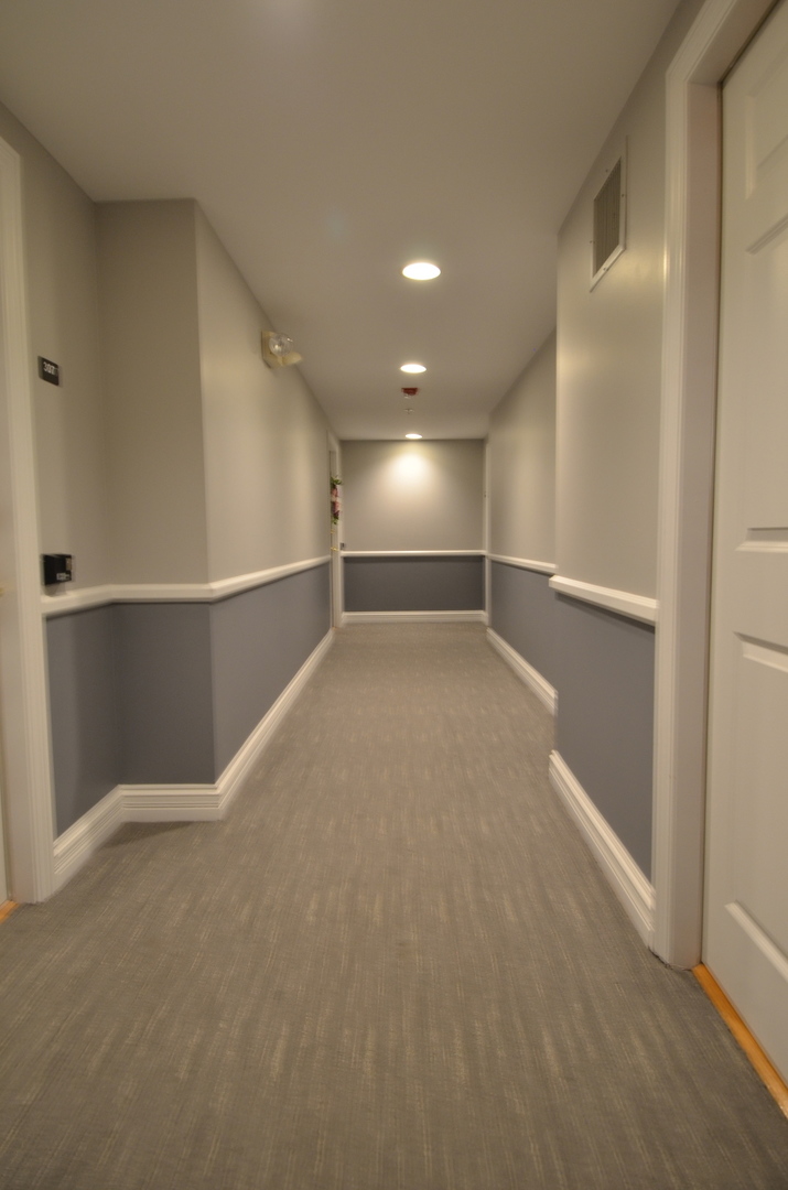 7061 W Touhy Avenue #307, Niles, IL 60714