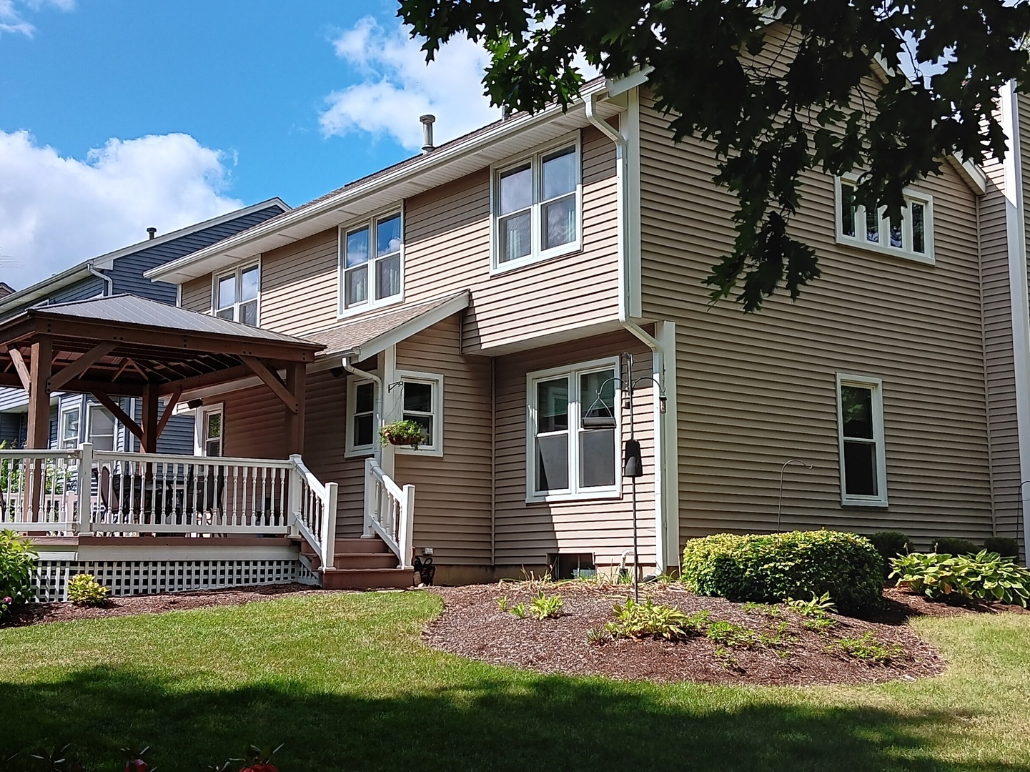 2100 Monday Drive, Elgin, IL 60123