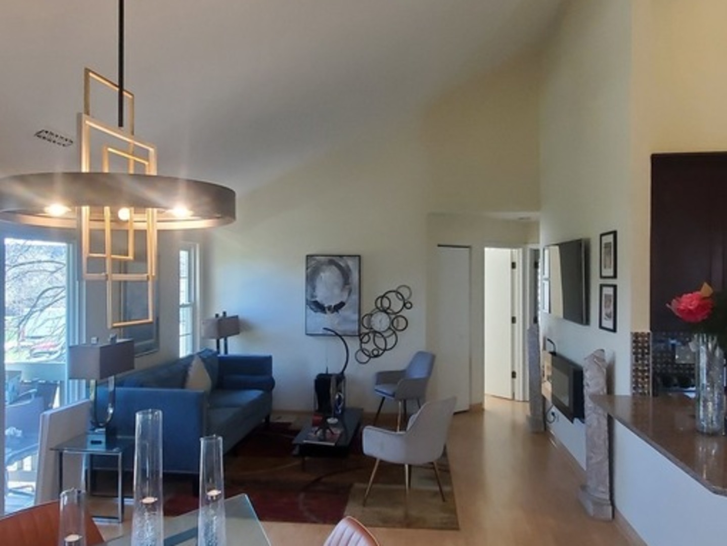 213 Old Oak Drive #213, Buffalo Grove, IL 60089