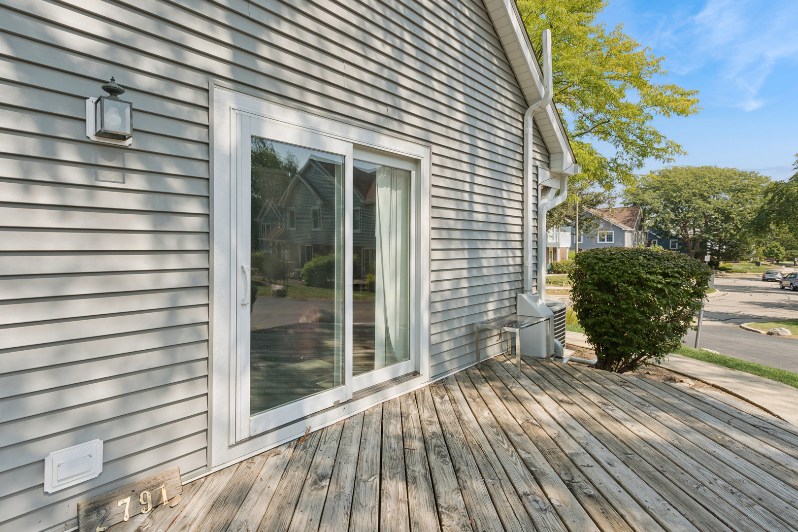 2791 Wayfaring Lane #A, Lisle, IL 60532