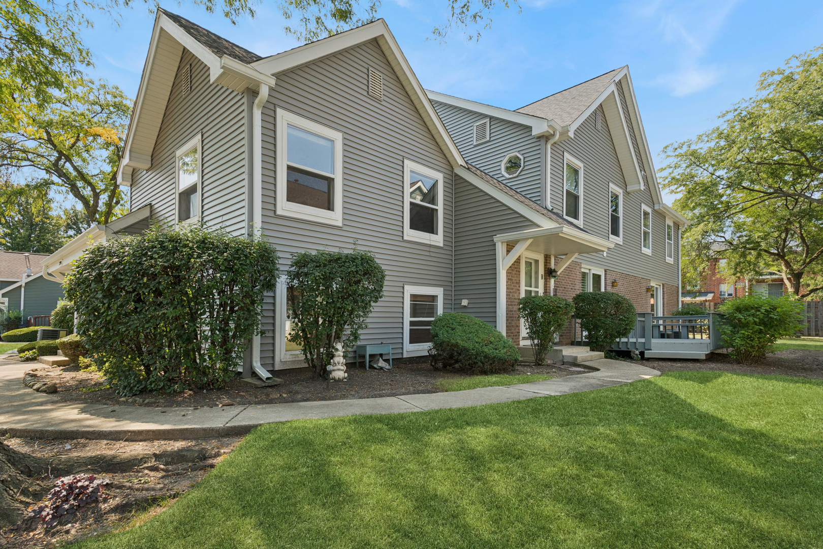 2791 Wayfaring Lane #A, Lisle, IL 60532