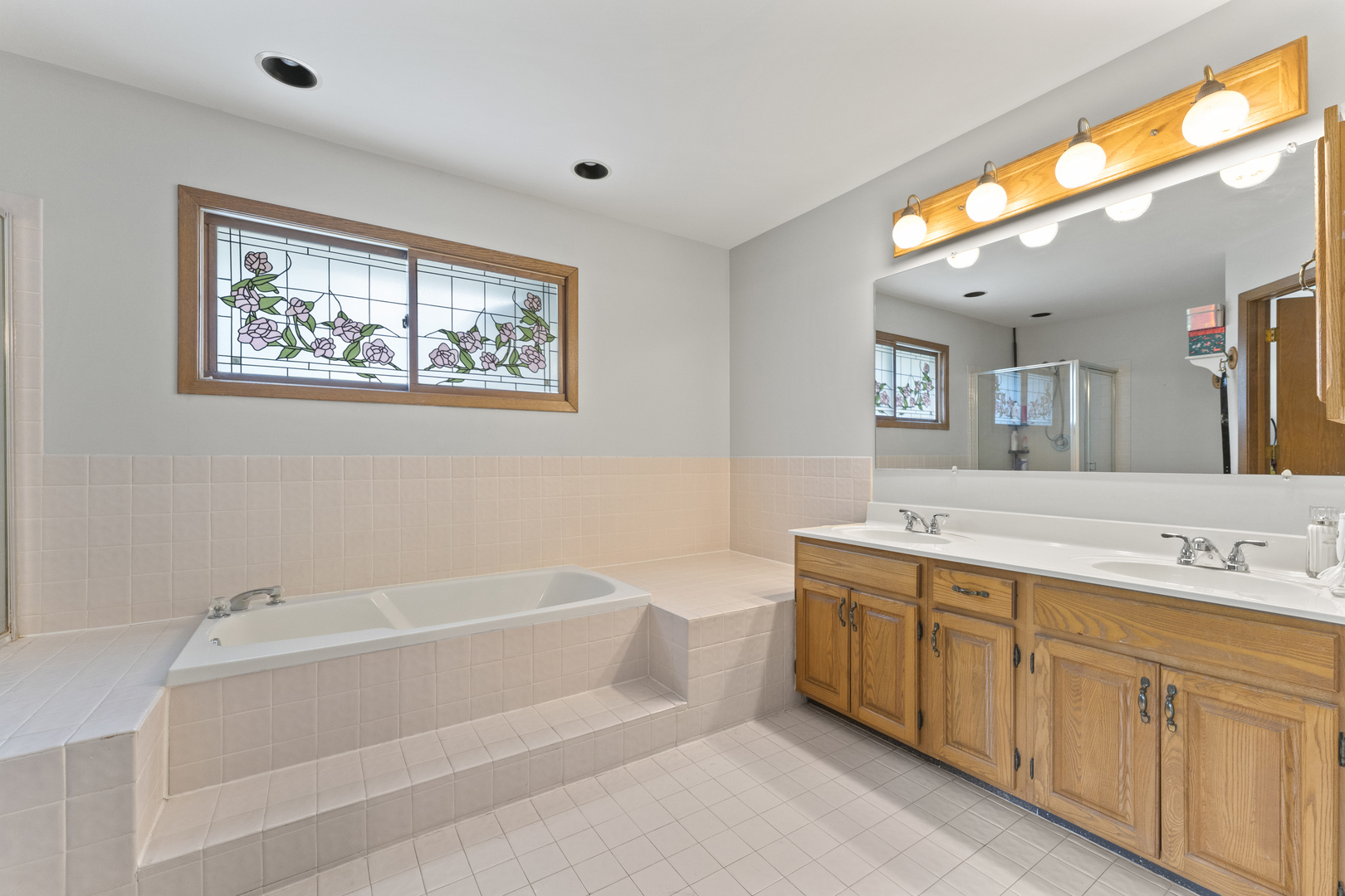 1202 Tracie Drive, Lake Zurich, IL 60047