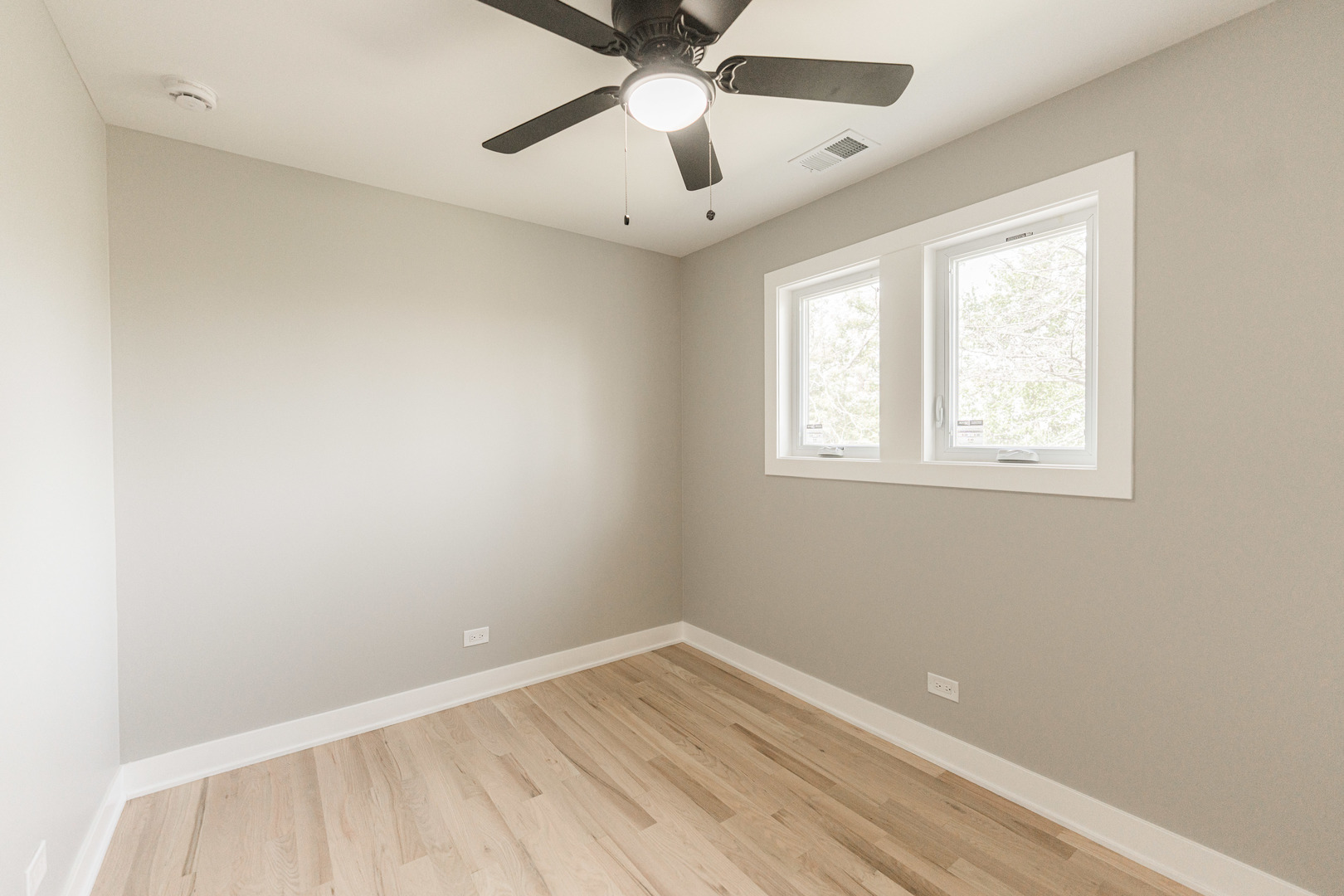 147 W North Avenue, Lombard, IL 60148