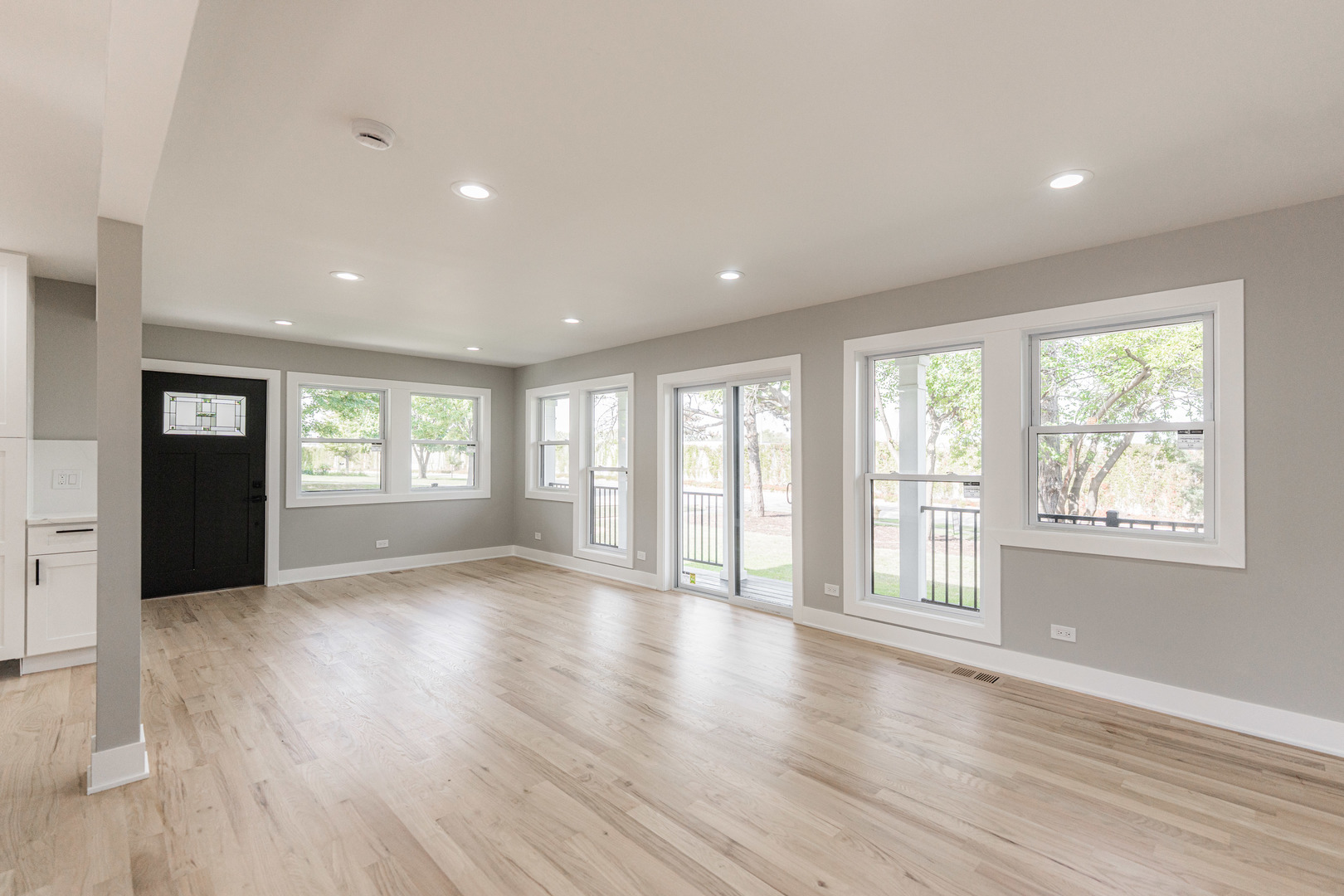 147 W North Avenue, Lombard, IL 60148