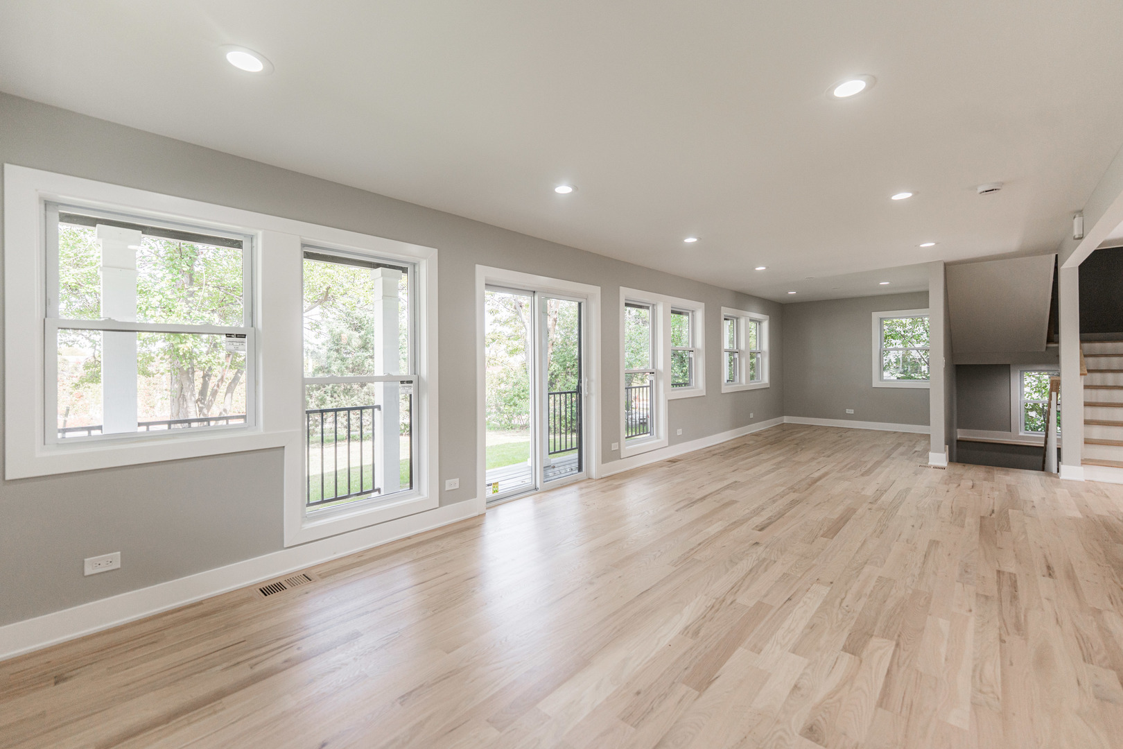 147 W North Avenue, Lombard, IL 60148