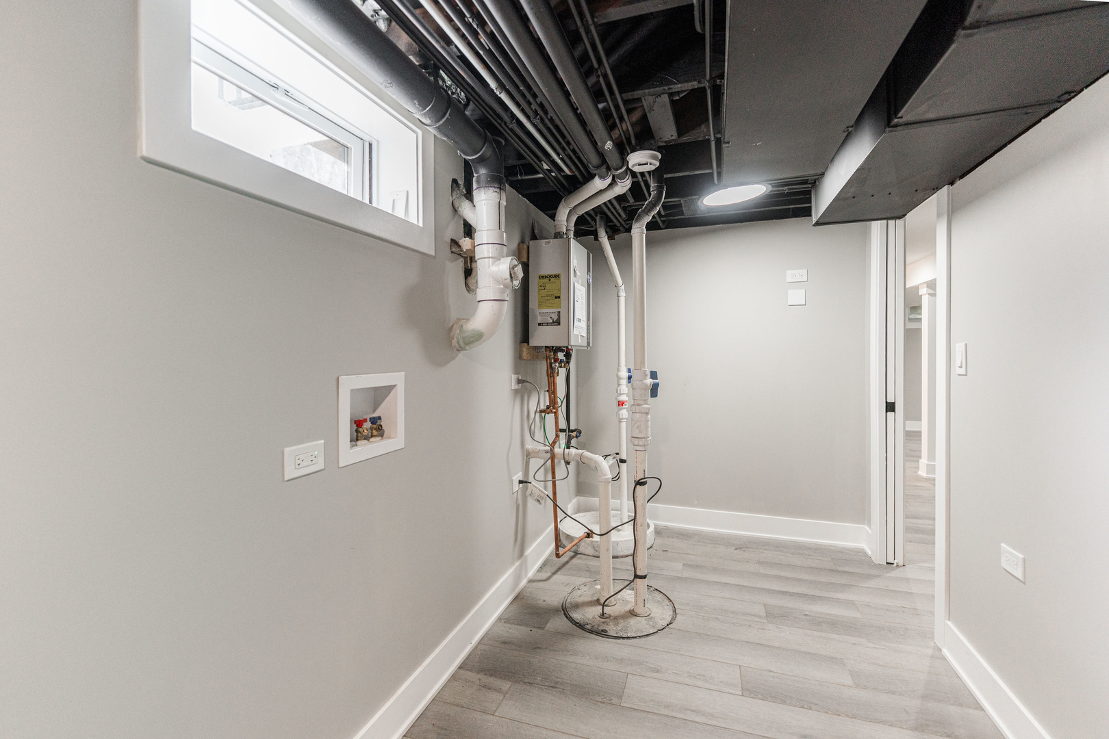 147 W North Avenue, Lombard, IL 60148