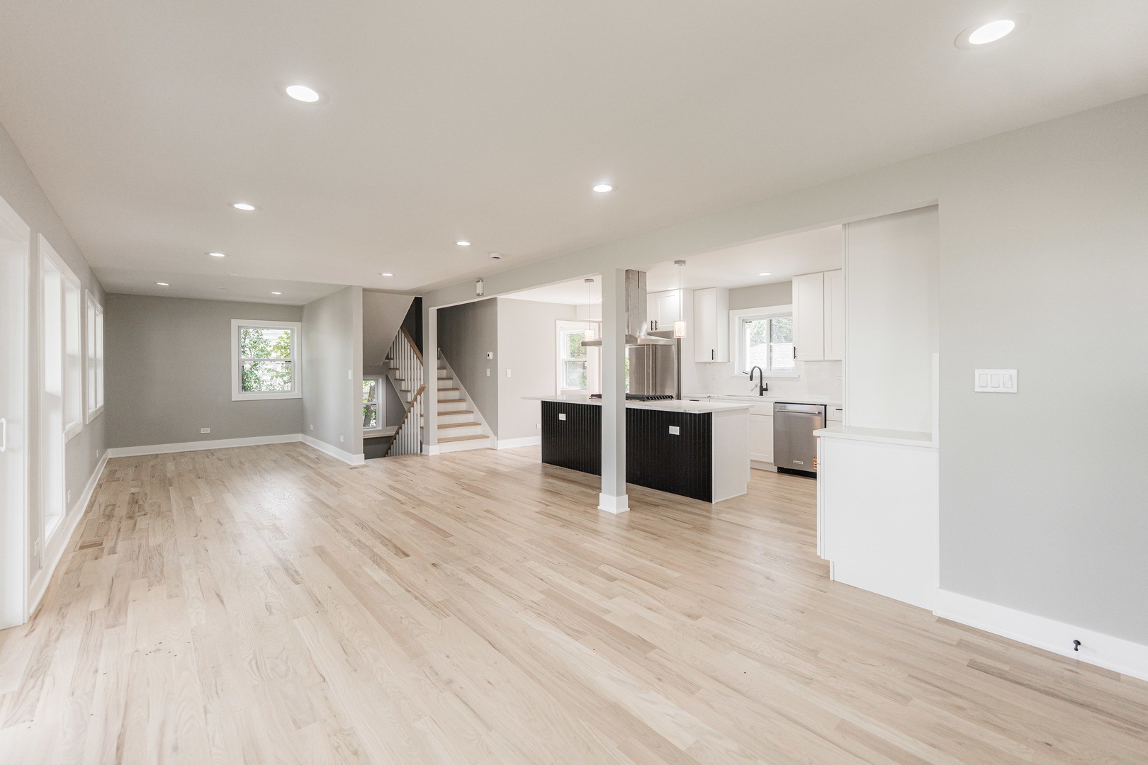 147 W North Avenue, Lombard, IL 60148