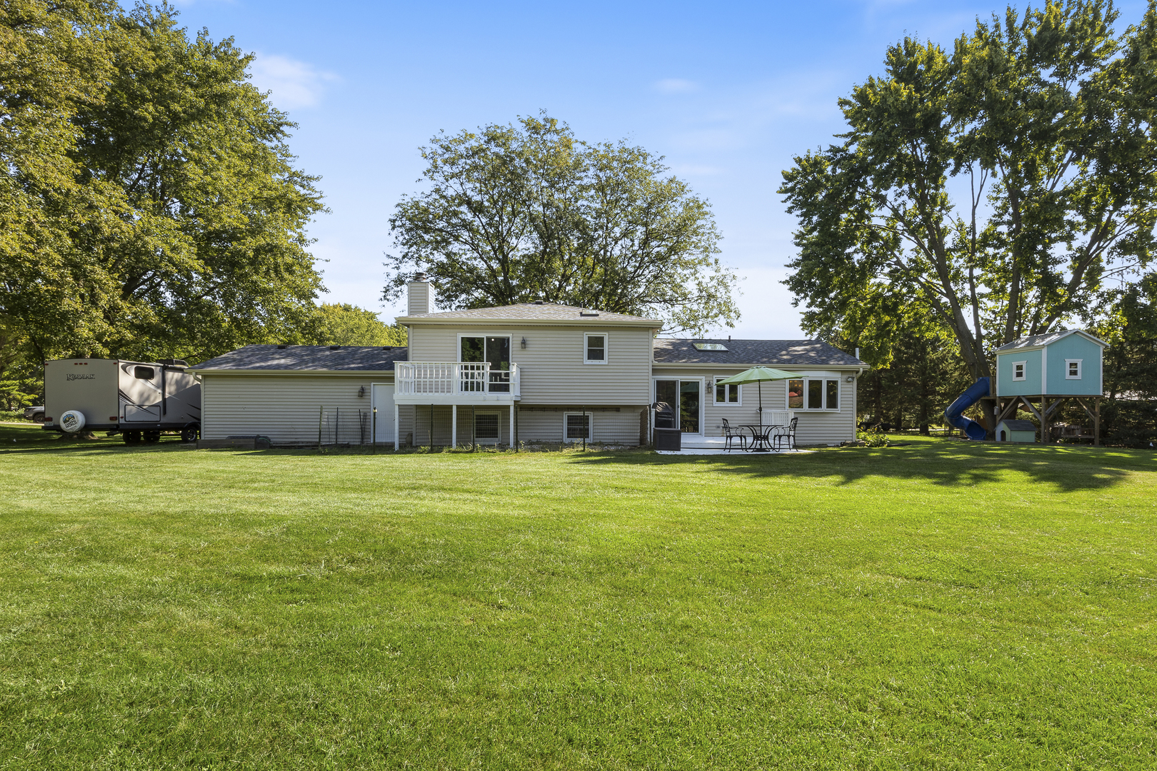 11130 Anvil Court, Naperville, IL 60564