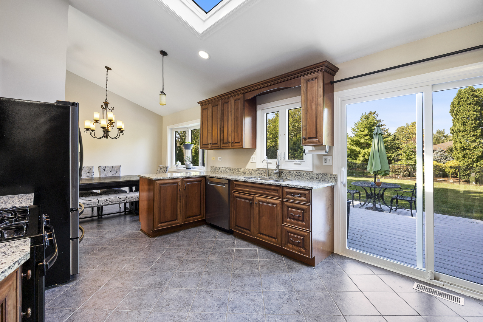 11130 Anvil Court, Naperville, IL 60564
