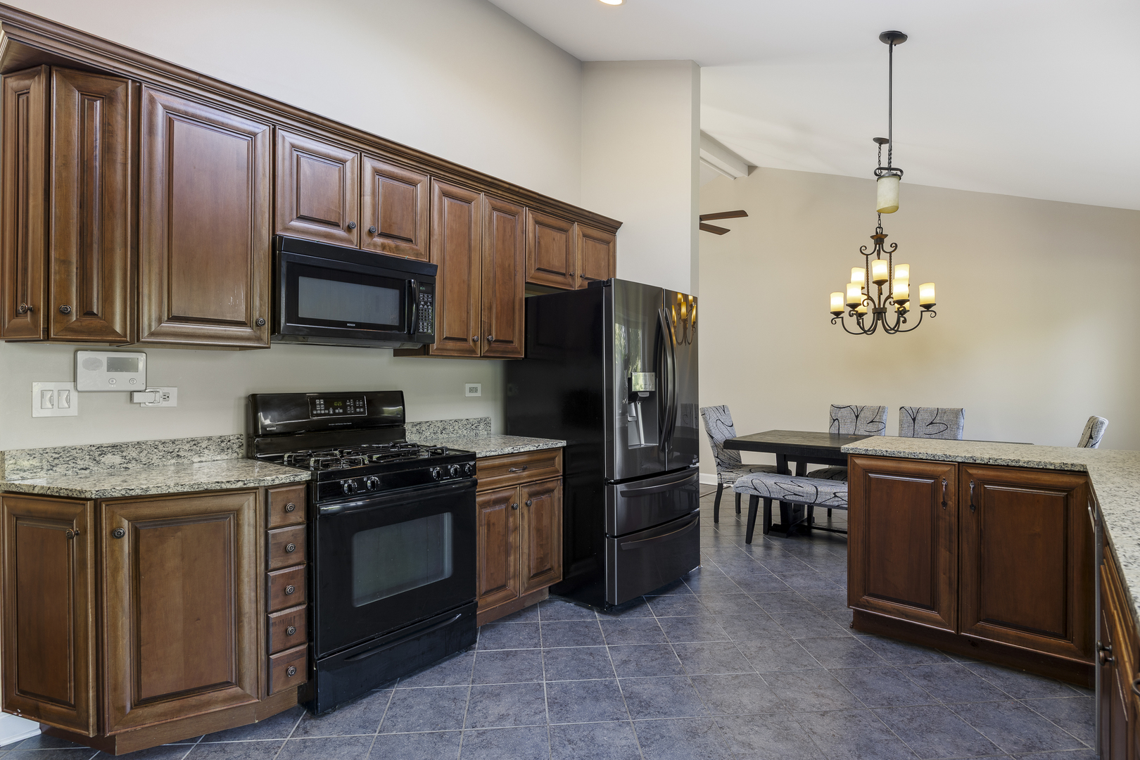 11130 Anvil Court, Naperville, IL 60564