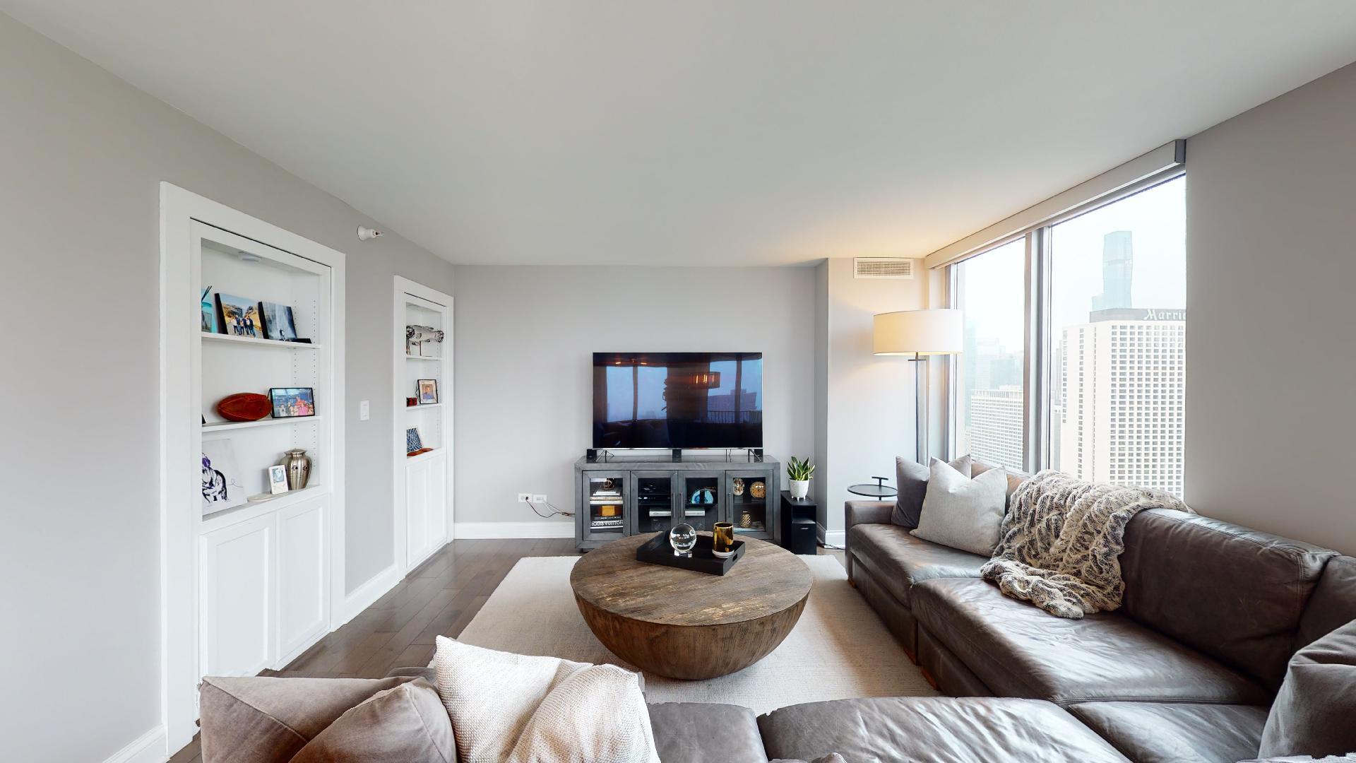 2 E Erie Street #3605, Chicago, IL 60611