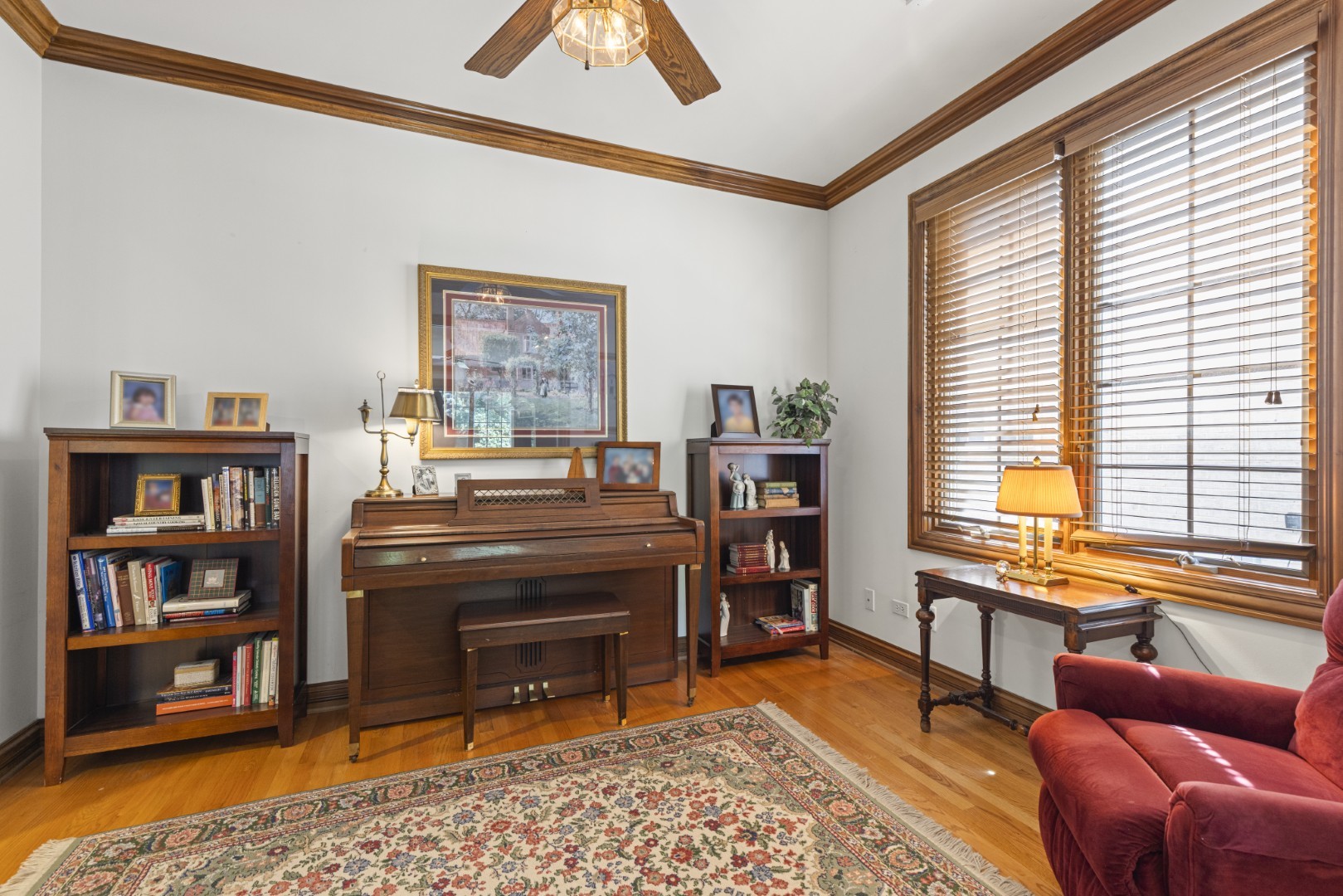 213 Pine Tree Lane, La Grange Park, IL 60526