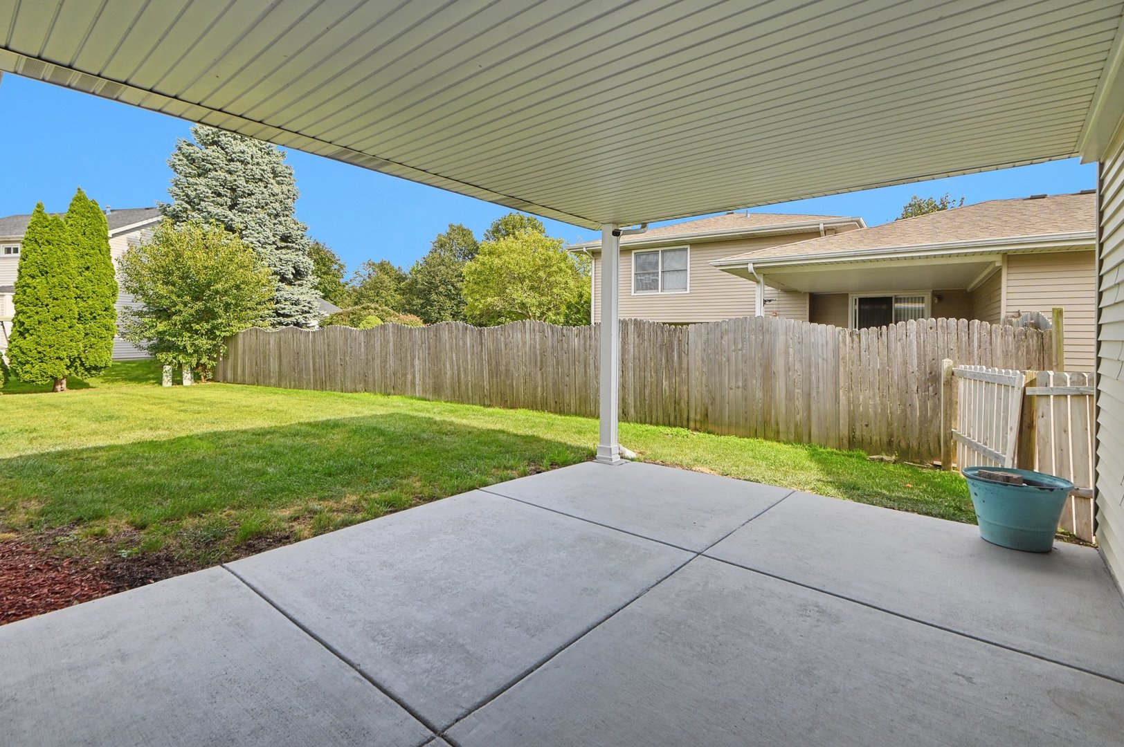 126 Ashcroft Drive, Bolingbrook, IL 60490