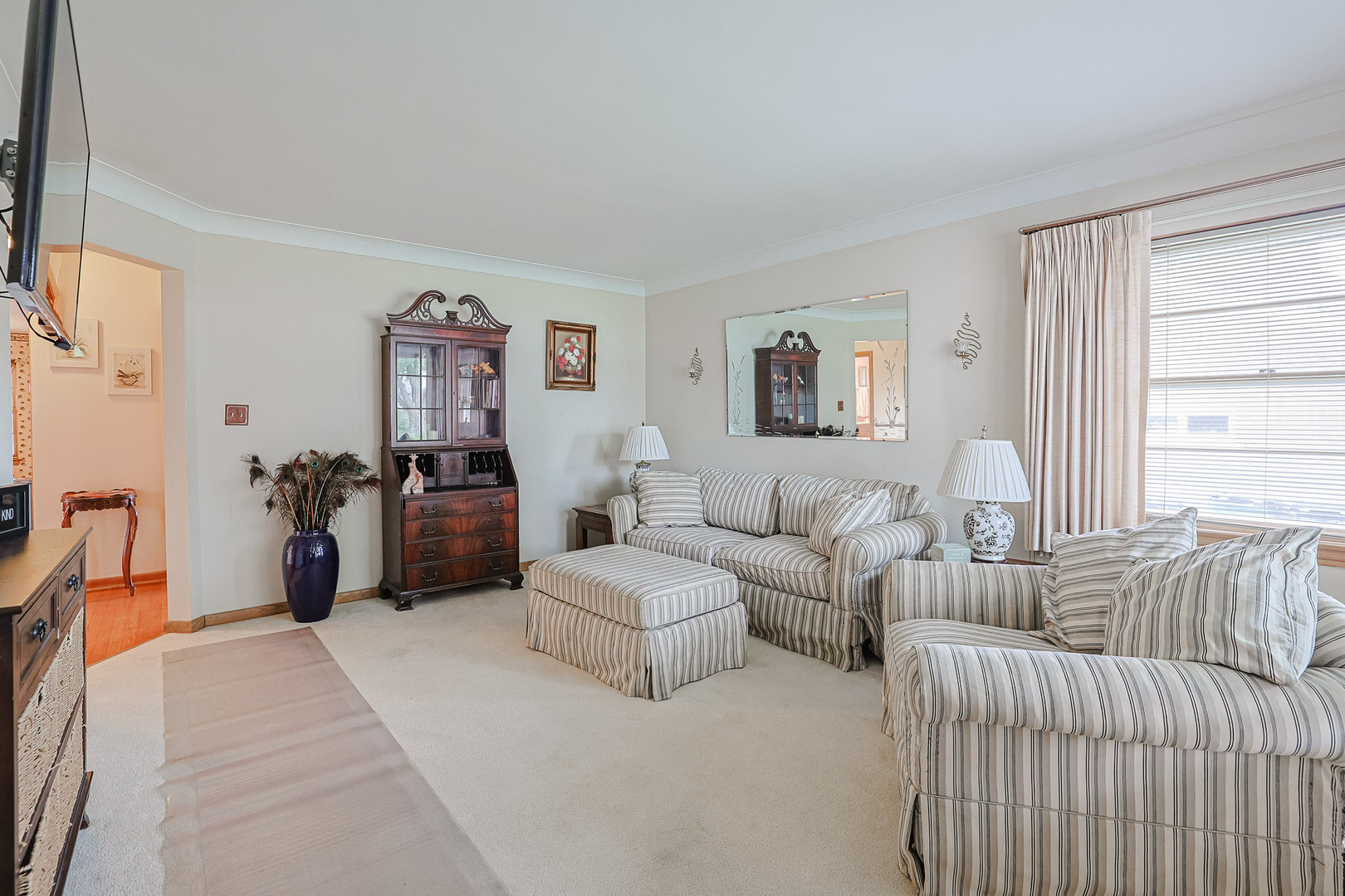 1413 Highridge Parkway, Westchester, IL 60154