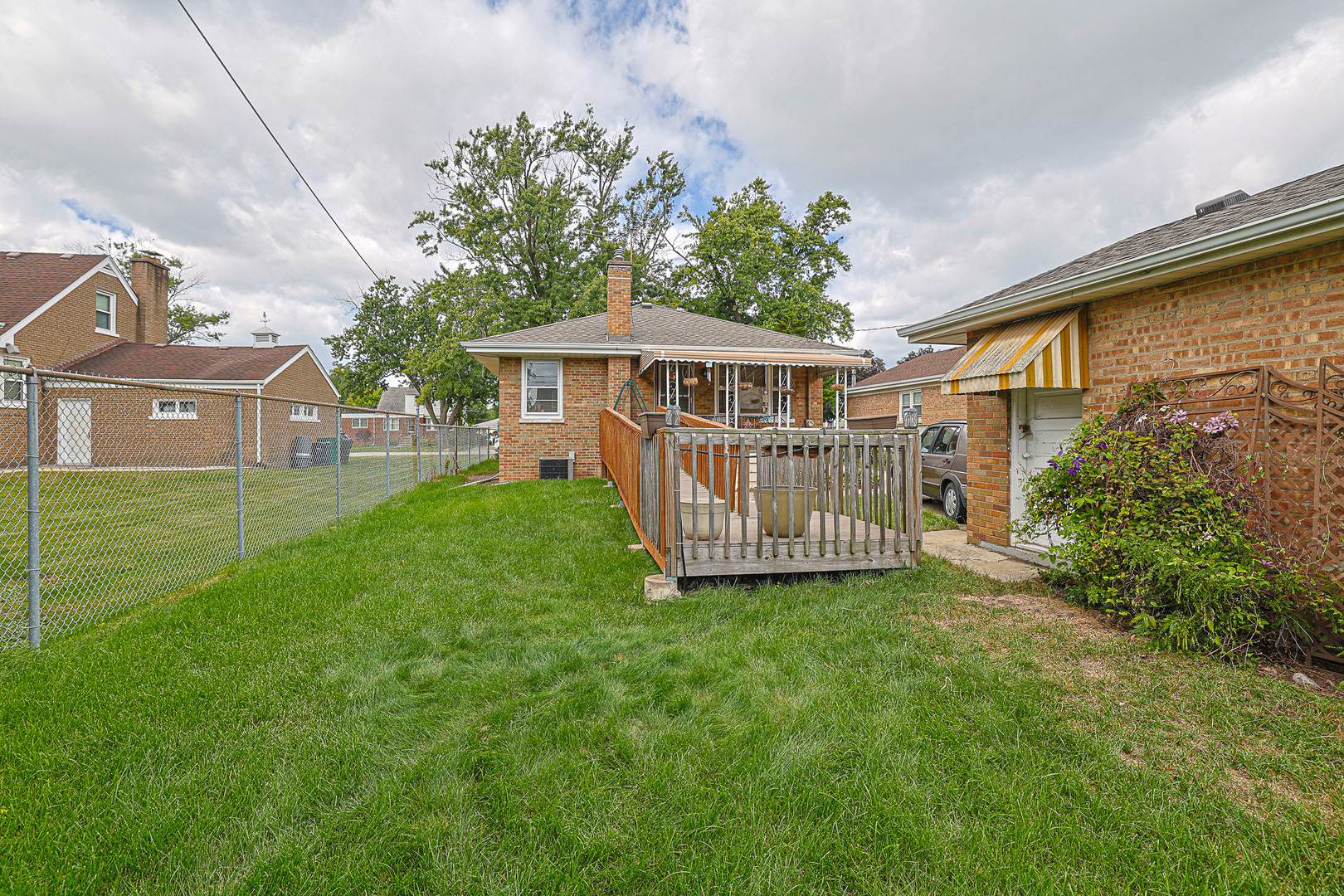 1413 Highridge Parkway, Westchester, IL 60154