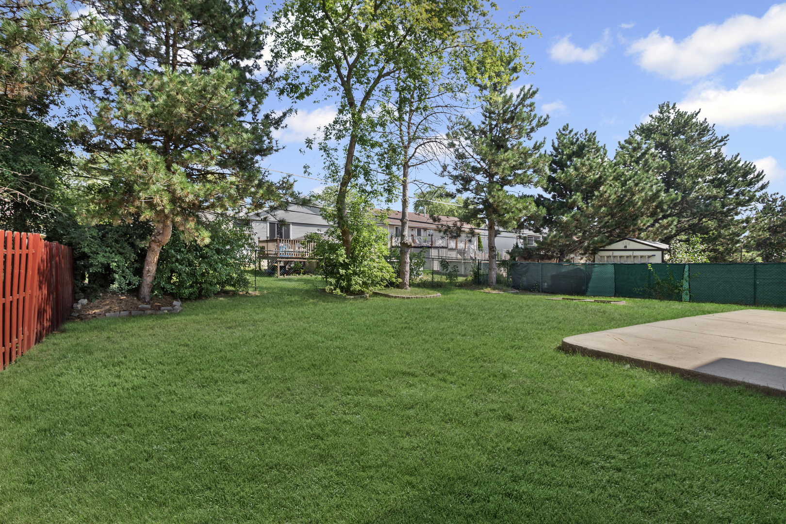 128 Sycamore Avenue, Streamwood, IL 60107