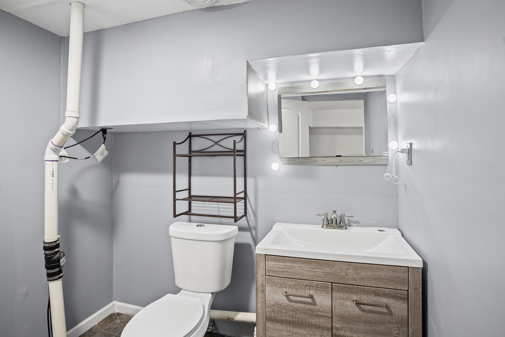 128 Sycamore Avenue, Streamwood, IL 60107