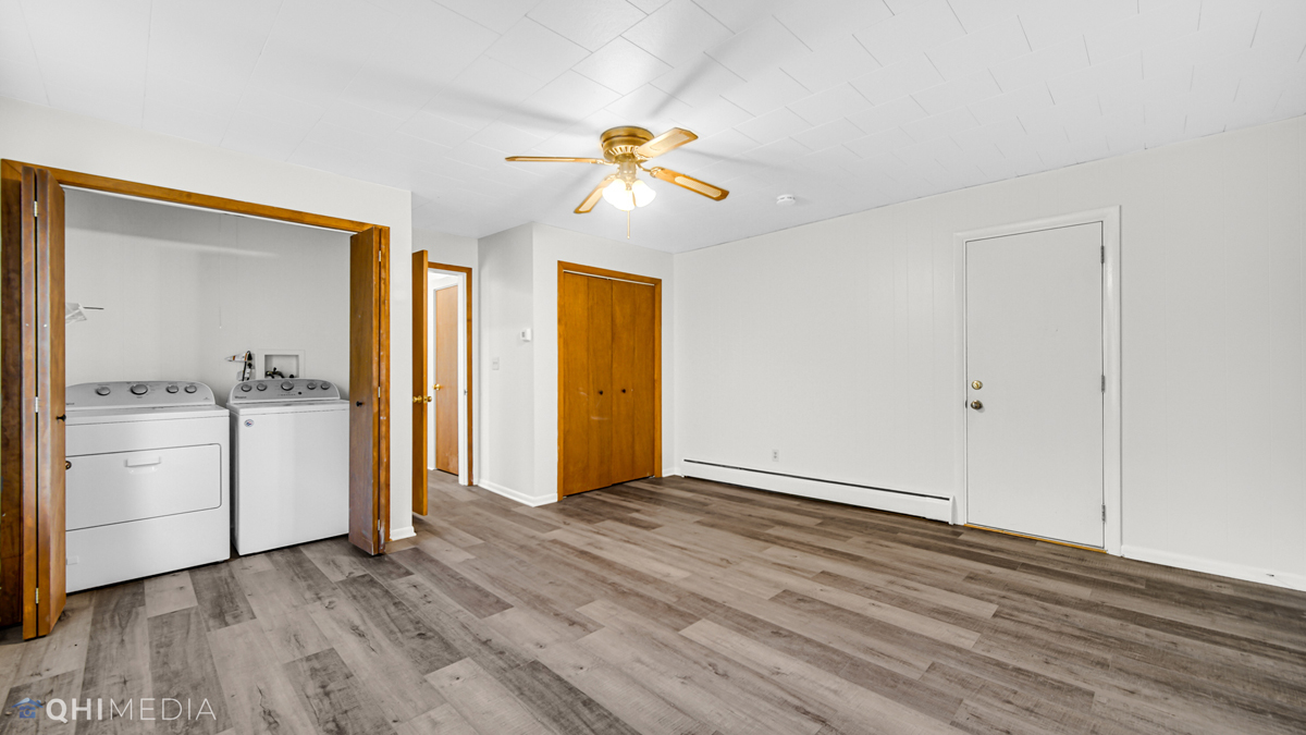 1215 S State Street #1, Lockport, IL 60441