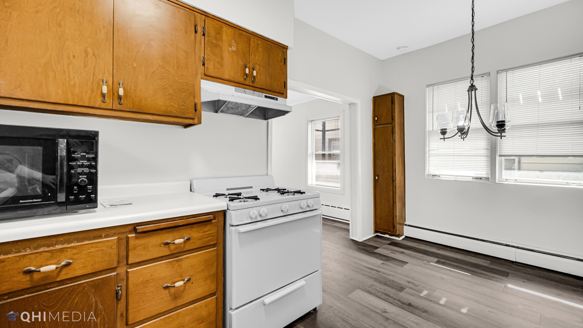 1215 S State Street #1, Lockport, IL 60441