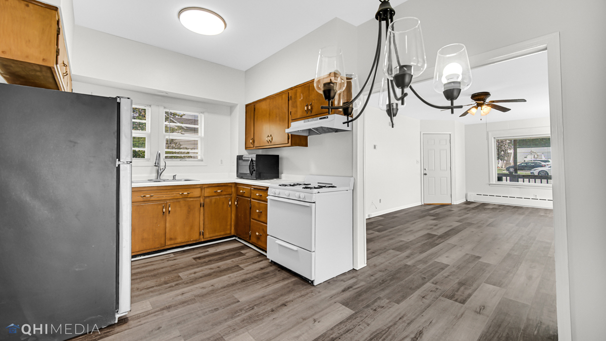 1215 S State Street #1, Lockport, IL 60441