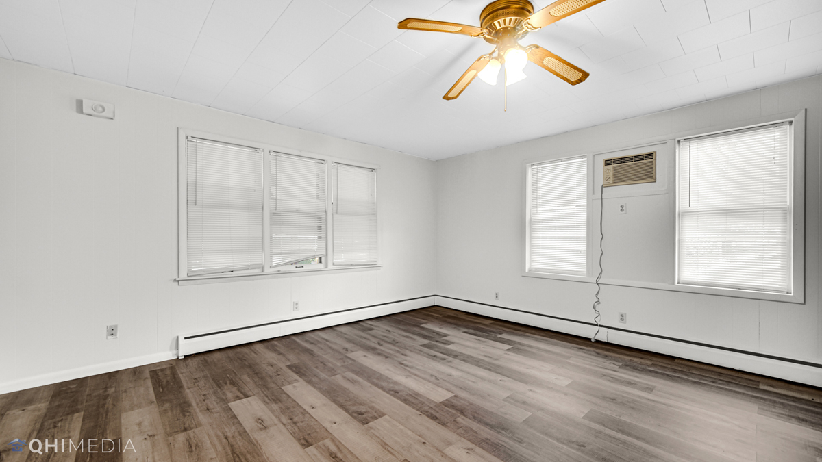 1215 S State Street #1, Lockport, IL 60441