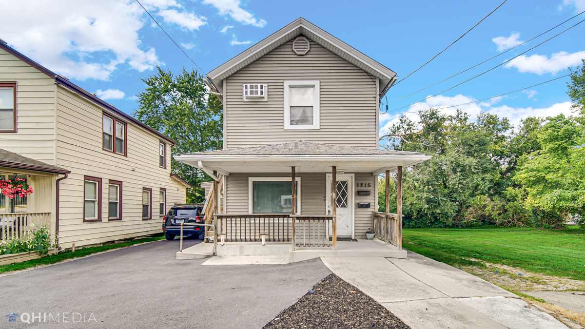 1215 S State Street #1, Lockport, IL 60441