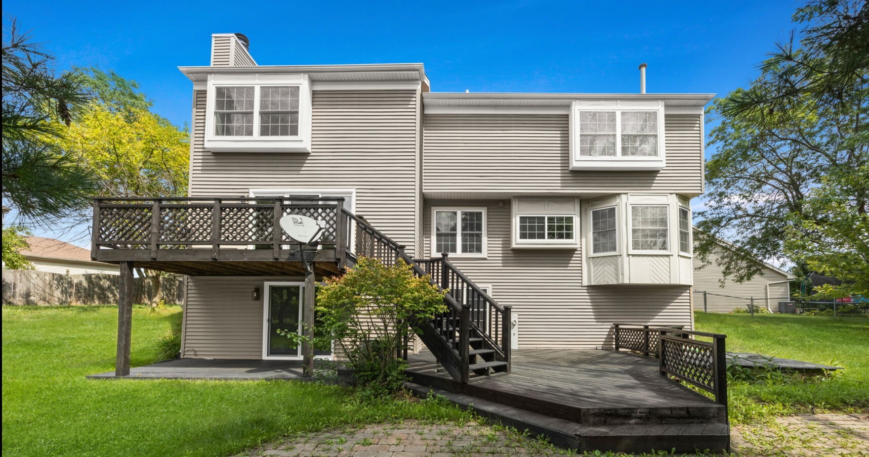 1080 Birchbark Trail, Carol Stream, IL 60188