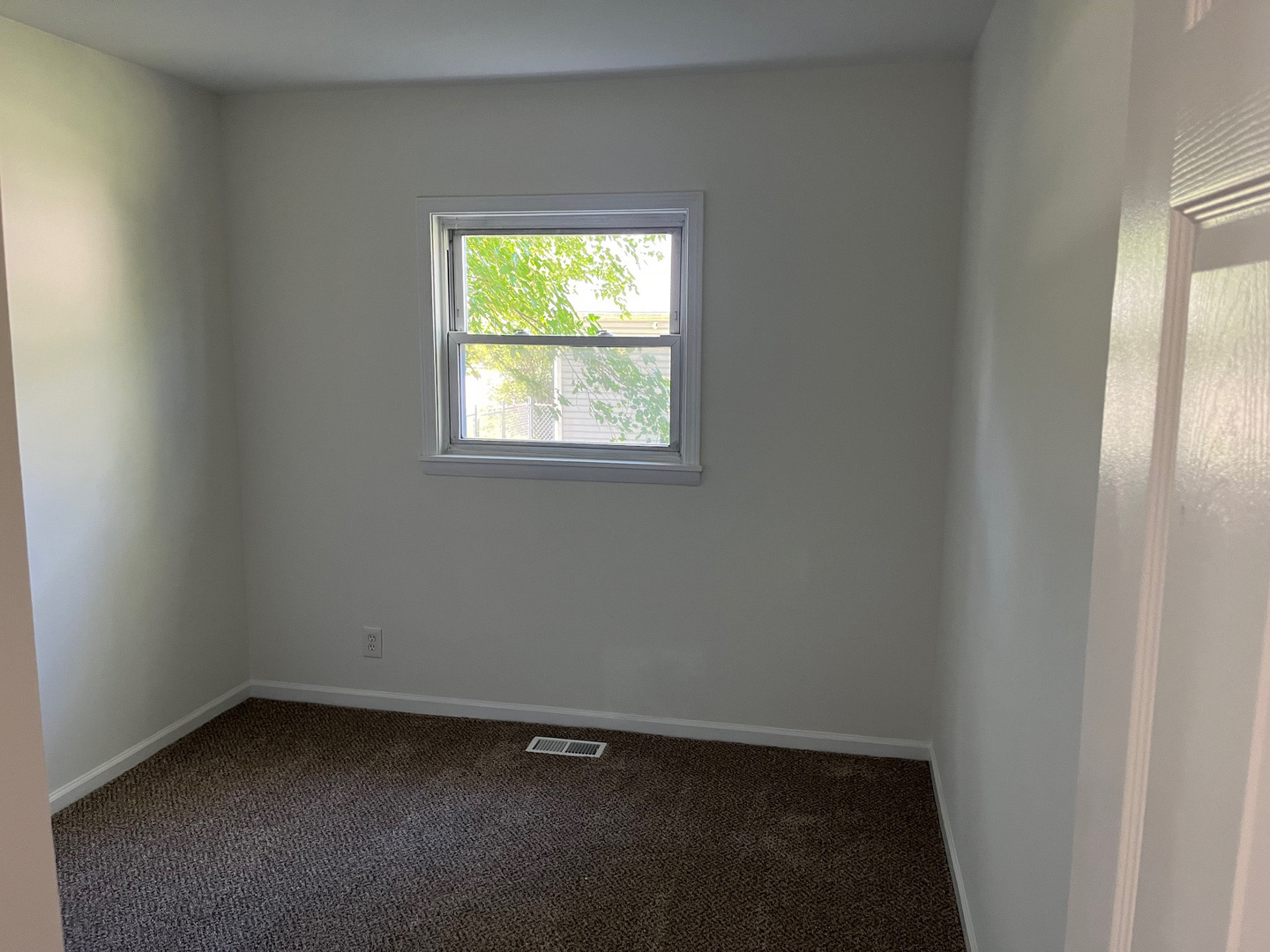 929 Southbridge Drive, Aurora, IL 60506