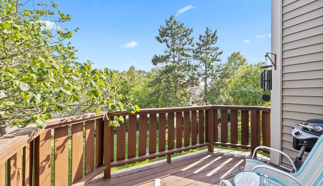 1332 Coldspring Road #-, Carol Stream, IL 60188