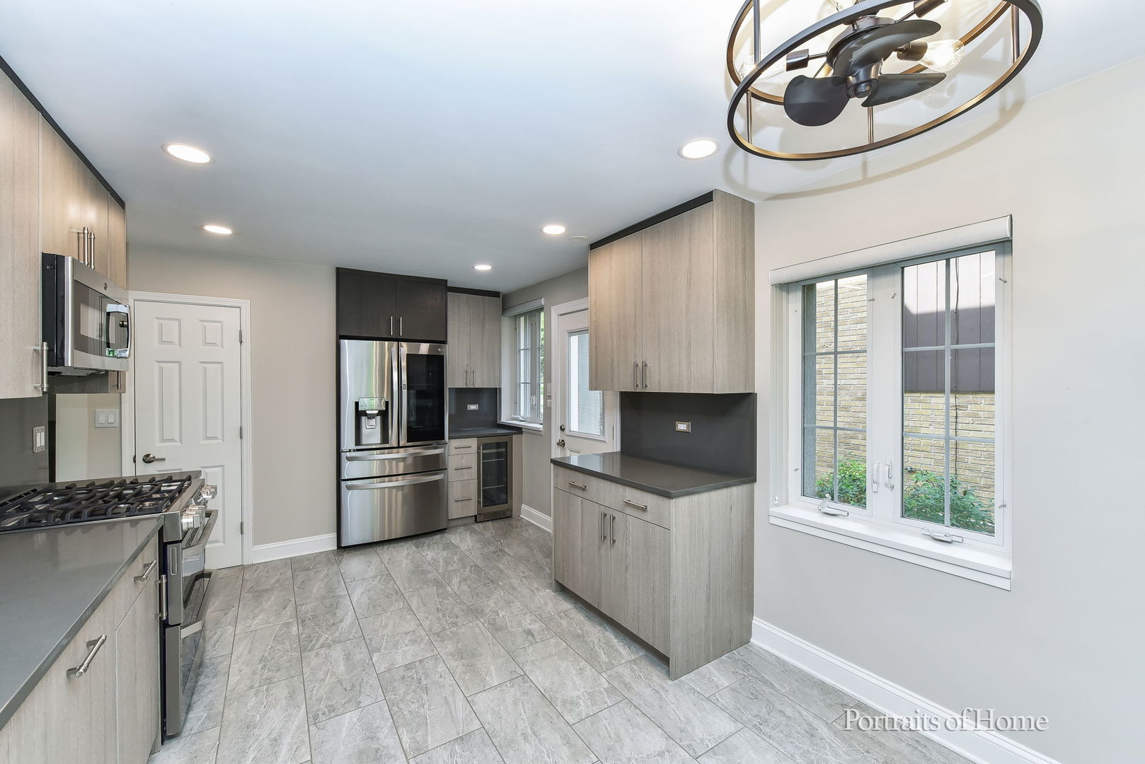 721 Lenox Road, Glen Ellyn, IL 60137