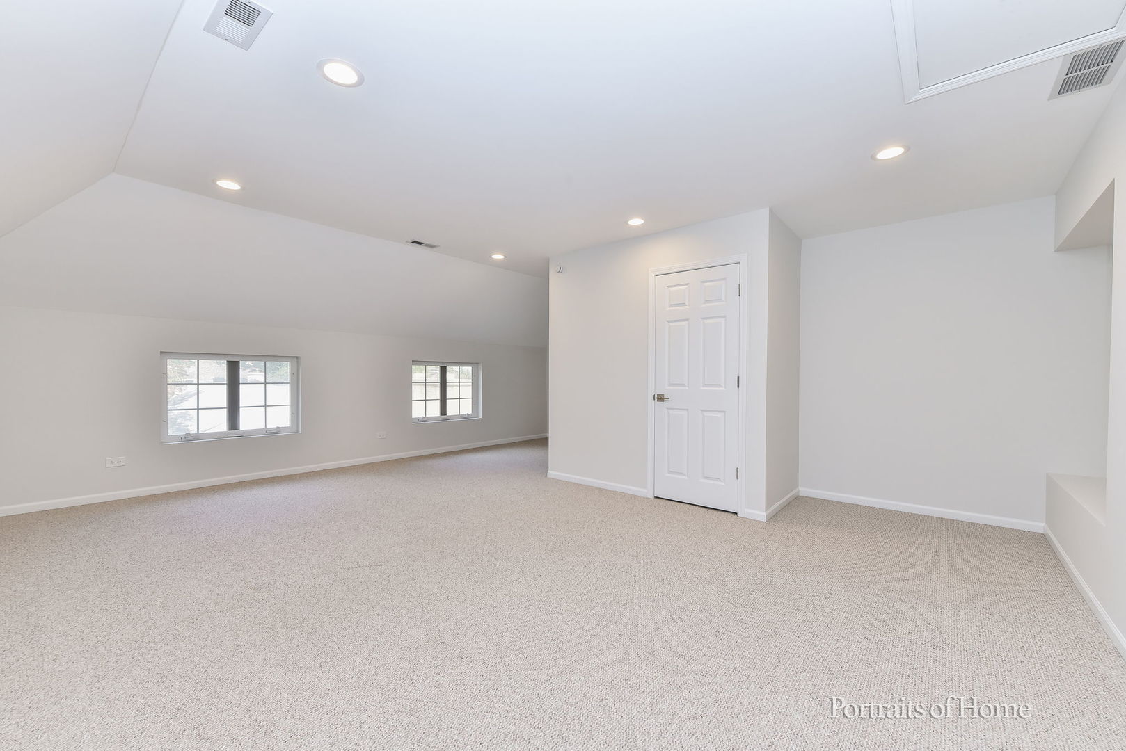 721 Lenox Road, Glen Ellyn, IL 60137