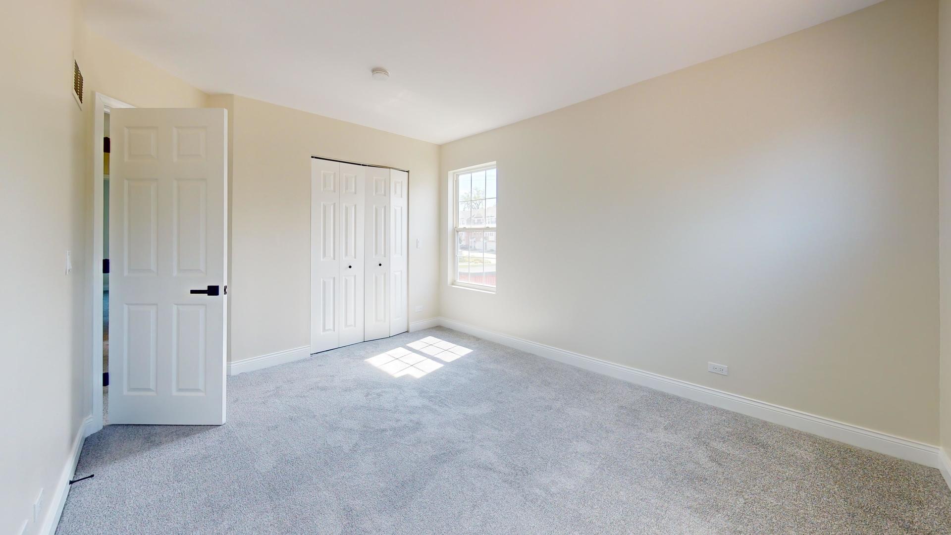 435 5th Street, Wheeling, IL 60090