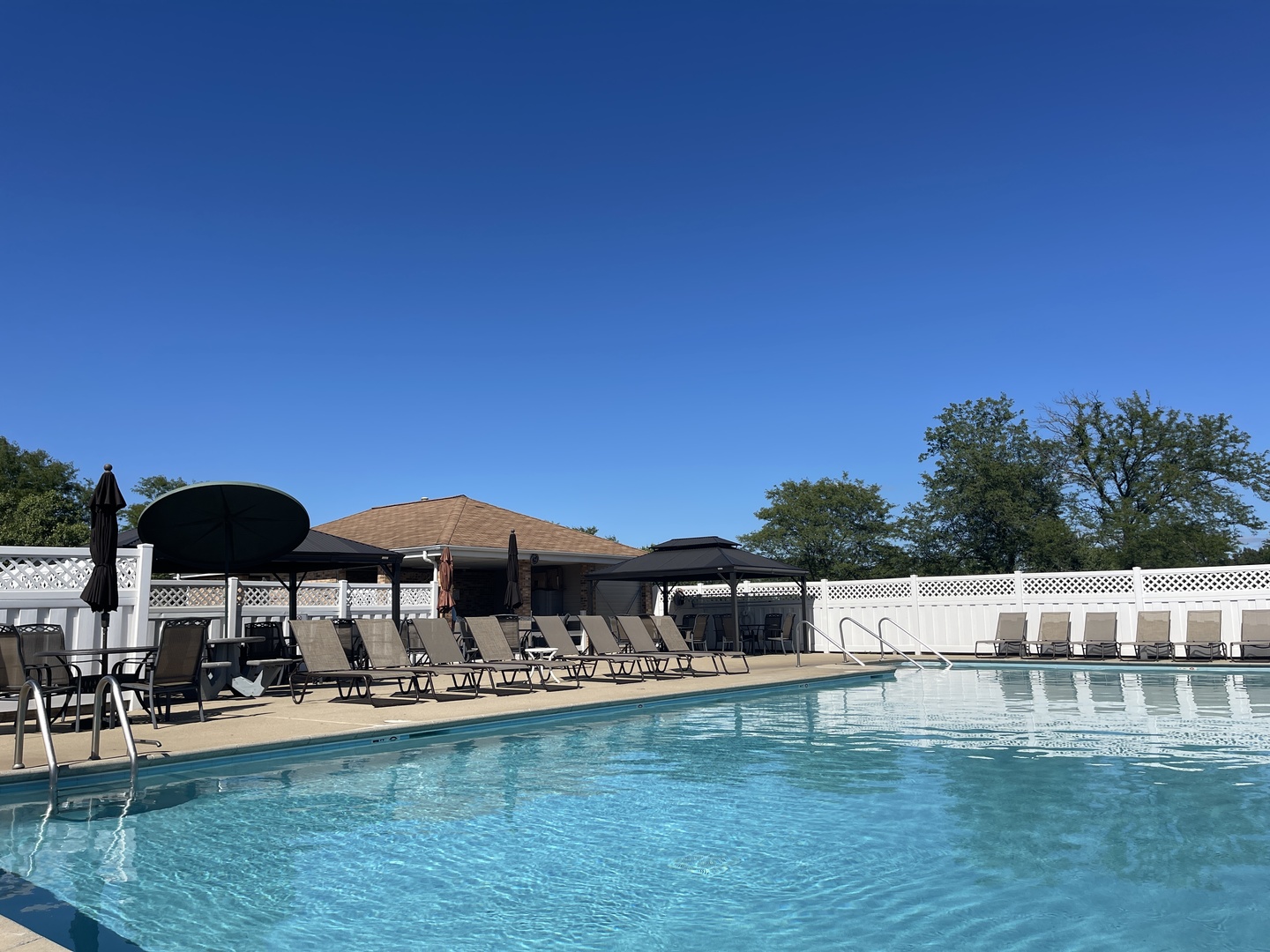 13810 S Magnolia Drive, Plainfield, IL 60544