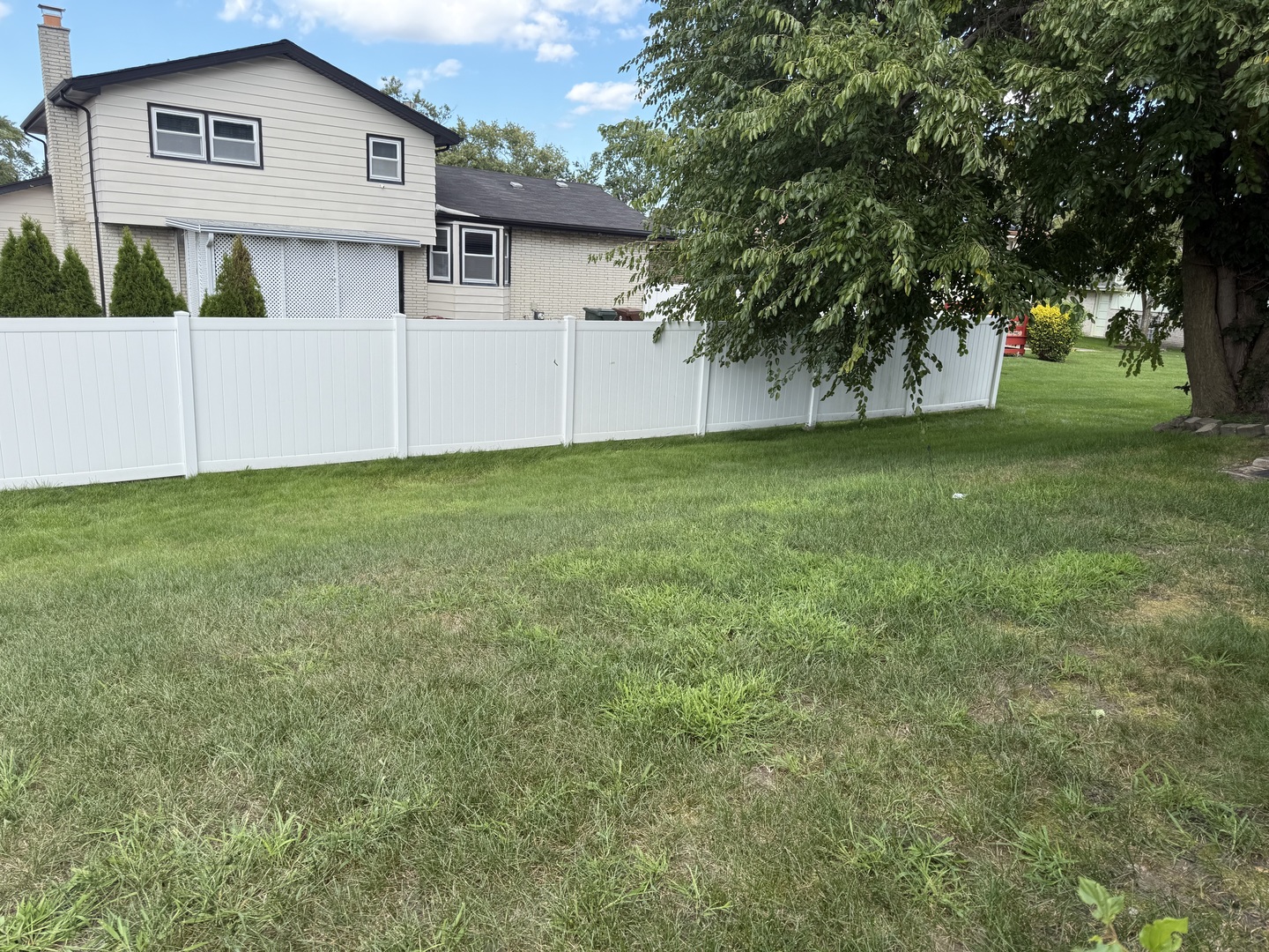 808 E 194th Street, Glenwood, IL 60425