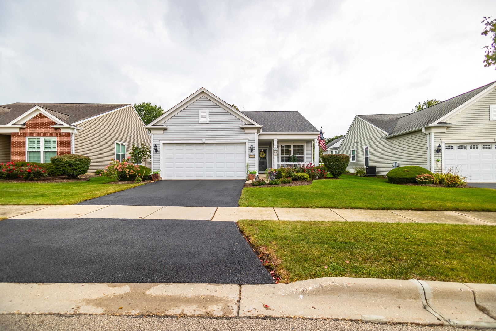 3206 Hutchinson Lane, Mundelein, IL 60060