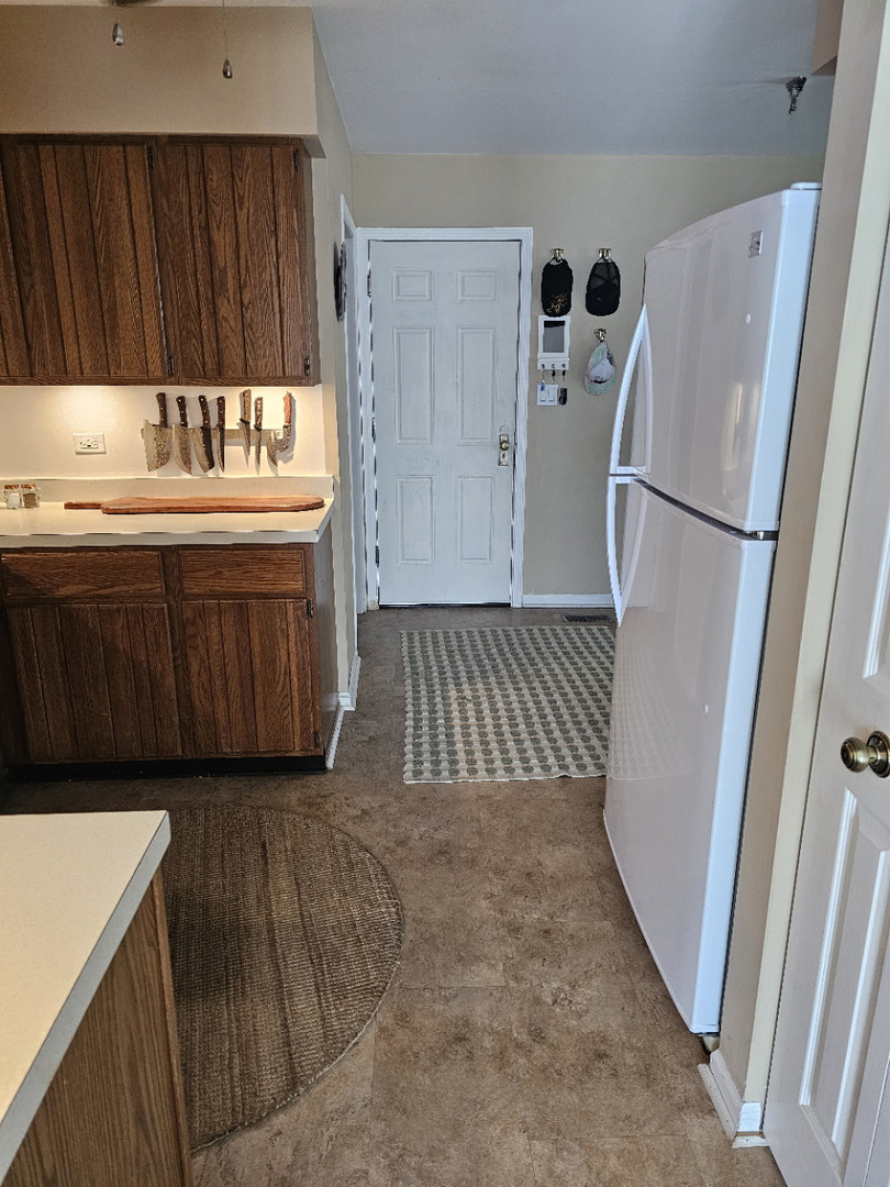 45 S Stonington Drive #4, Palatine, IL 60074