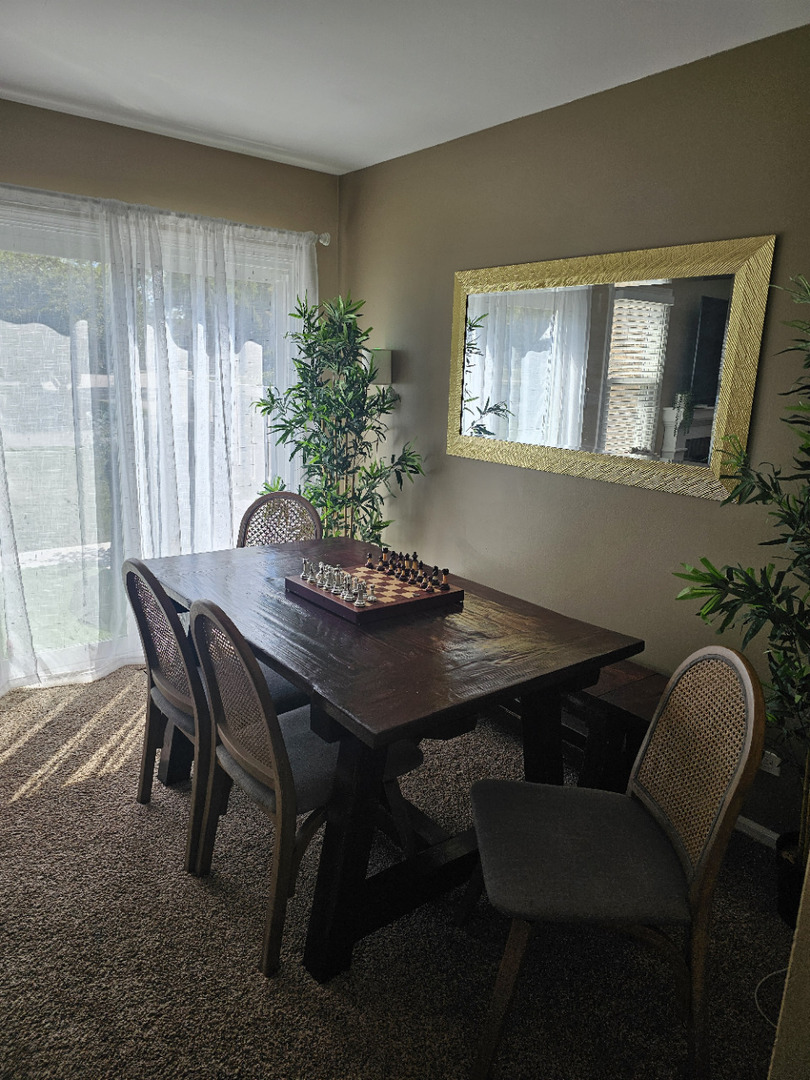 45 S Stonington Drive #4, Palatine, IL 60074