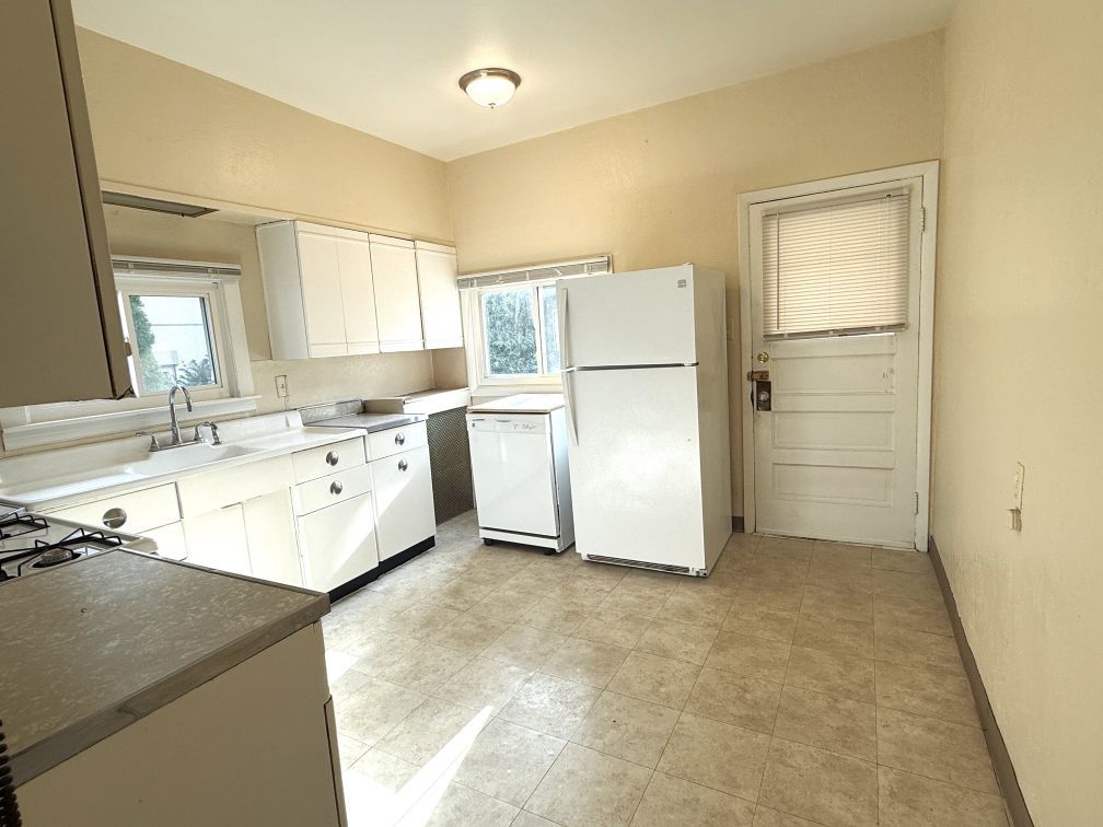 544 S Arlington Avenue #1, Elmhurst, IL 60126