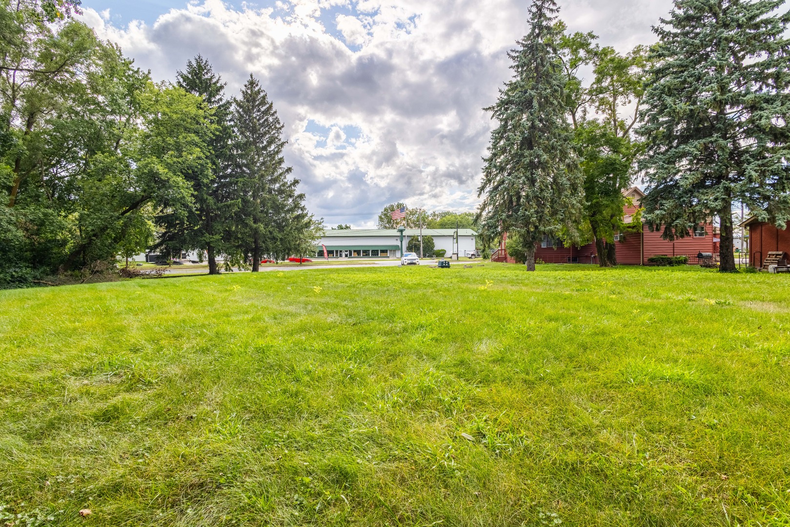 40805 N Rt 83, Antioch, IL 60002