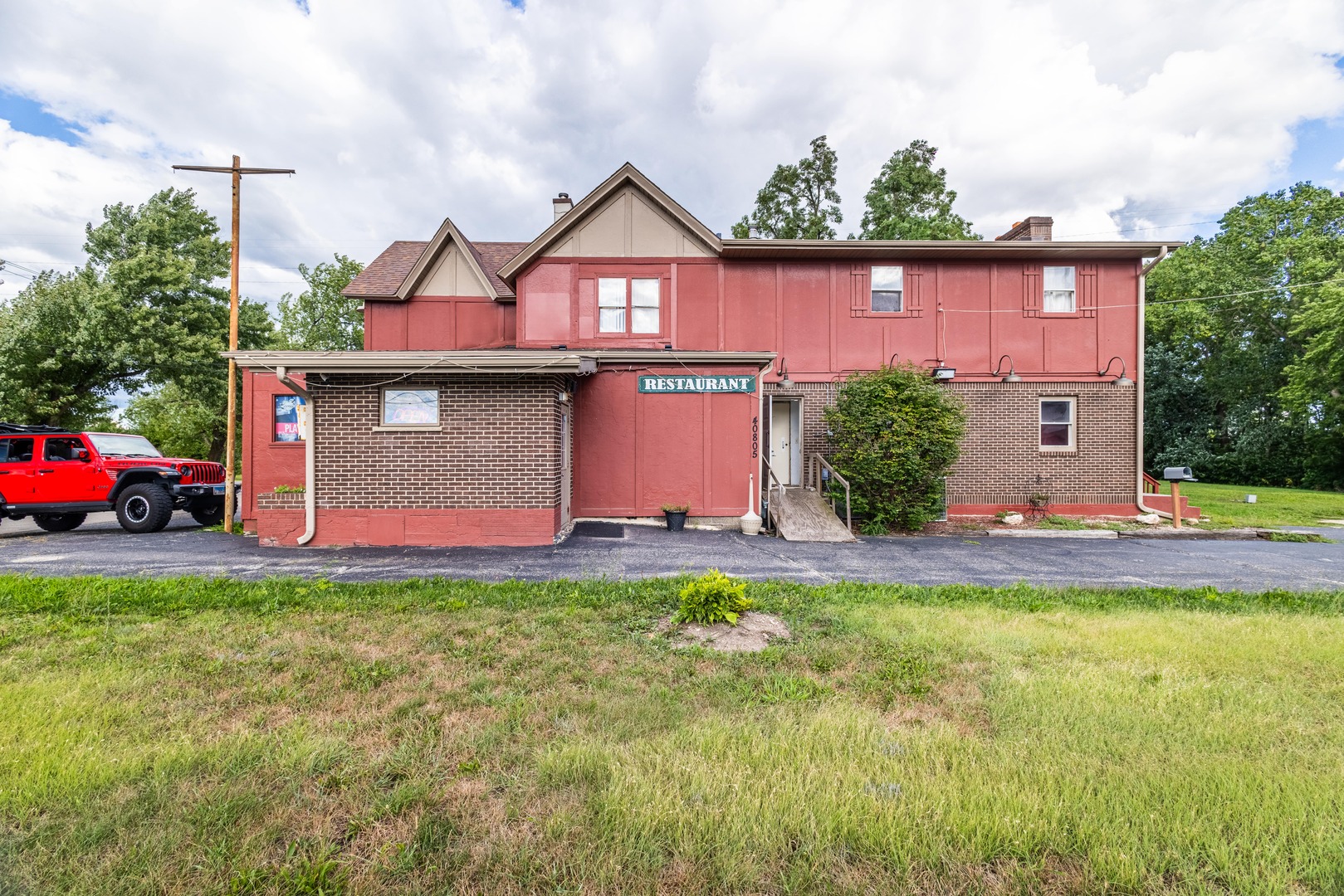 40805 N Rt 83, Antioch, IL 60002