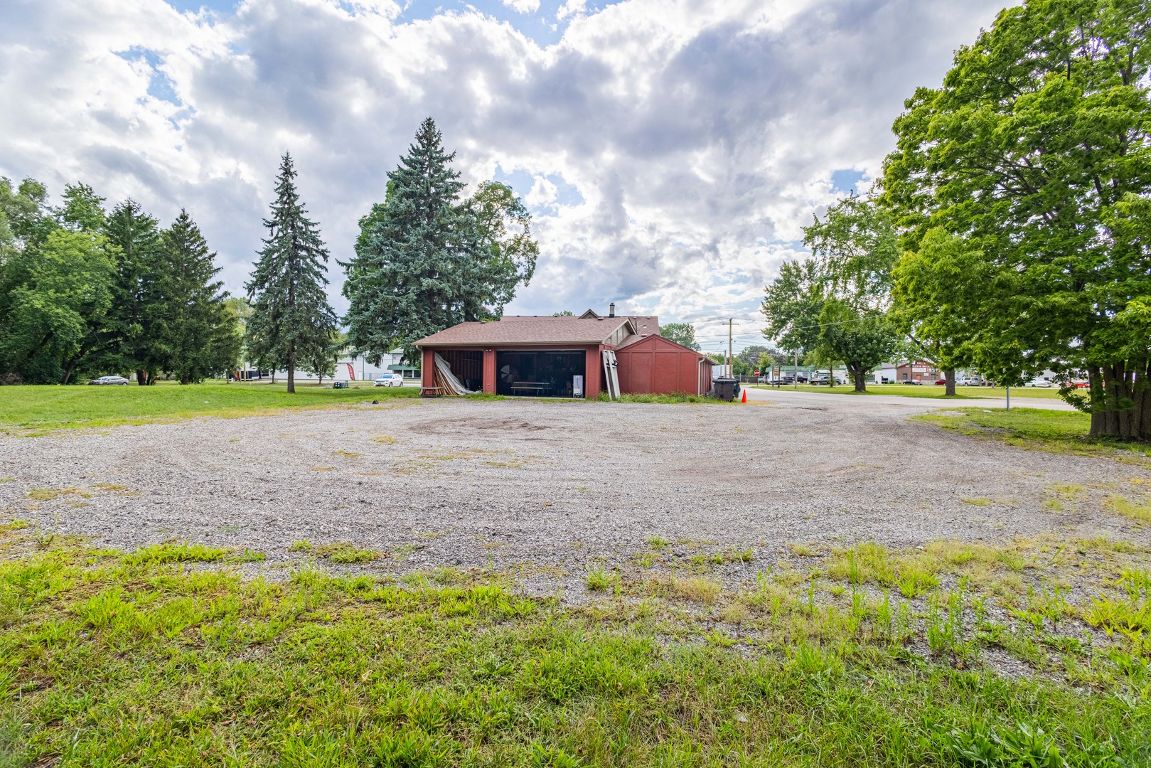 40805 N Rt 83, Antioch, IL 60002